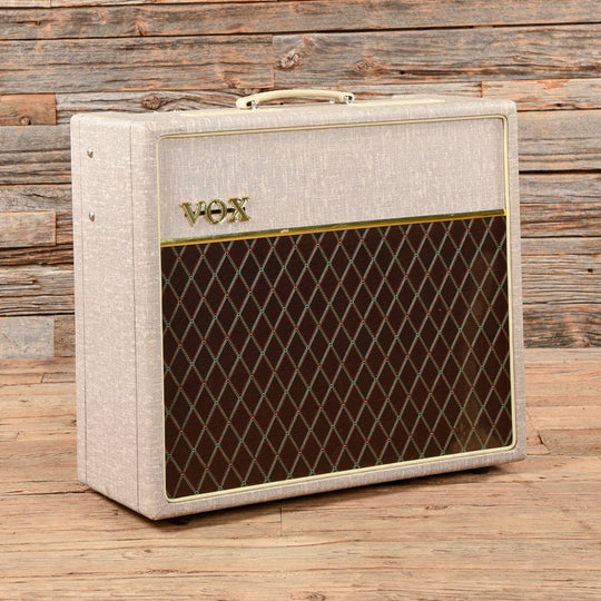Vox AC15HW1X Amps / Guitar Cabinets