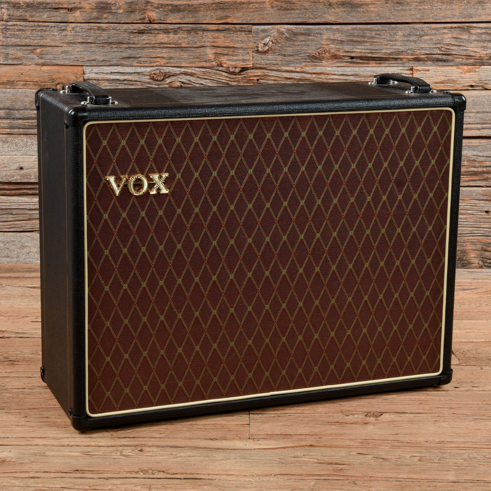 Vox V212BNX Amps / Guitar Cabinets