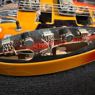 Vox Constellation IV Sunburst 1968 Bass Guitars / 4-String
