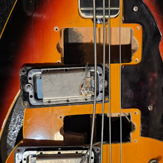 Vox Constellation IV Sunburst 1968 Bass Guitars / 4-String