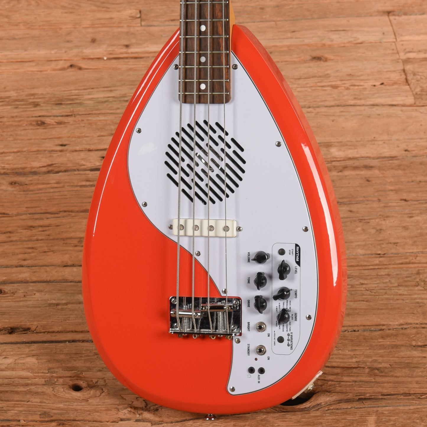 Vox Apache-1B Teardrop Travel Bass with Built-In Speaker Salmon Red Bass Guitars