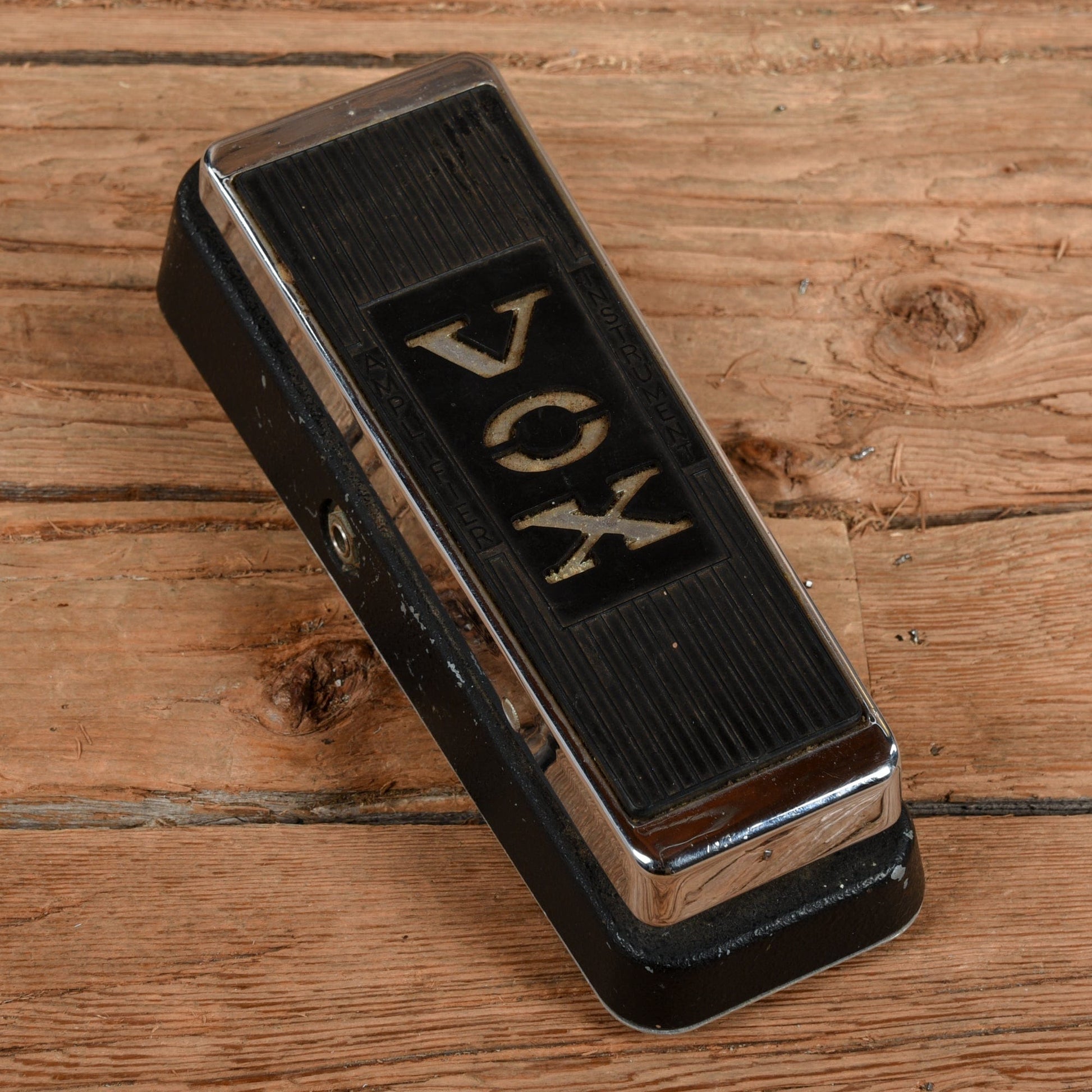 Vox V846 Wah  1970s Effects and Pedals / Wahs and Filters