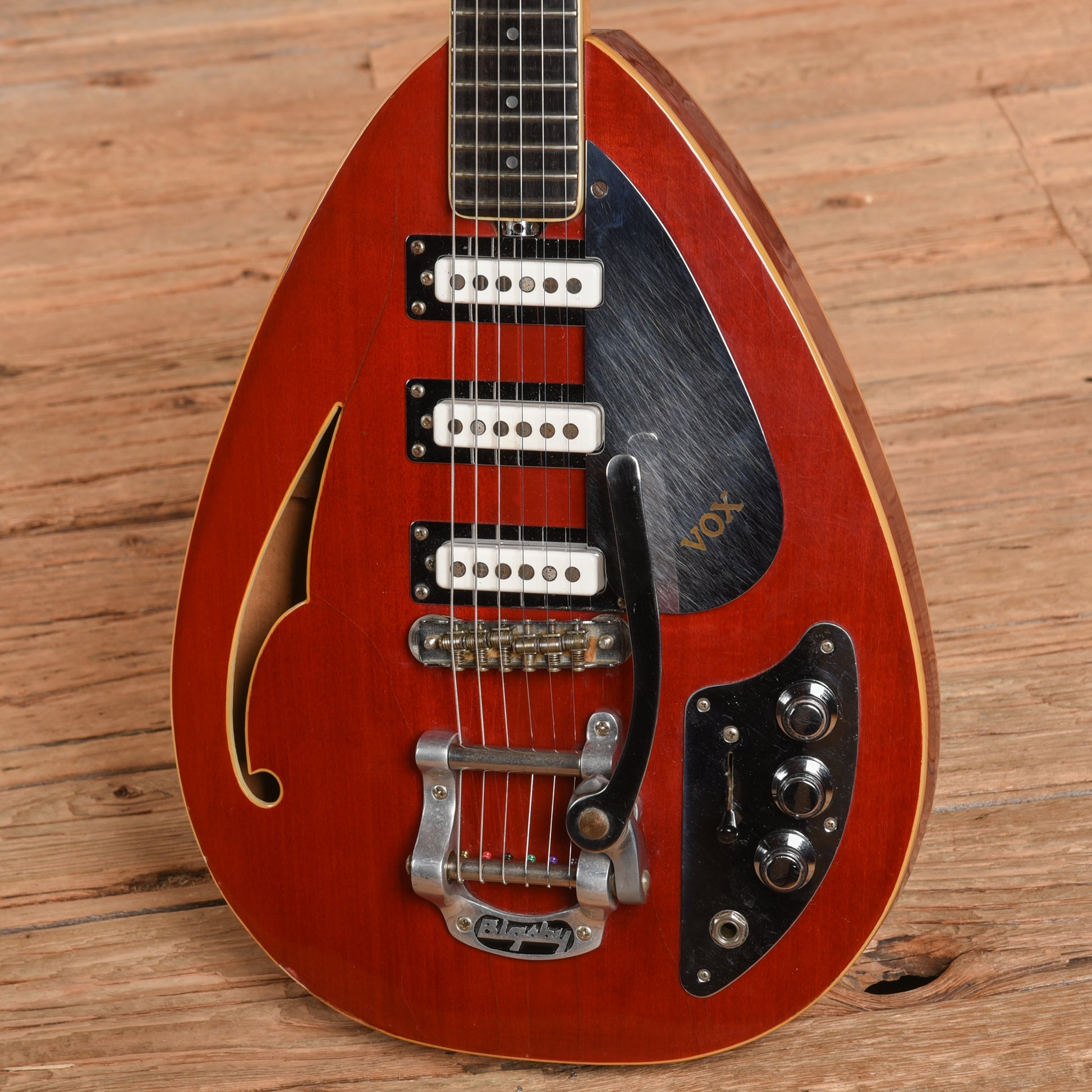 Vox Mark VI Acoustic Red 1960s Electric Guitars / Hollow Body