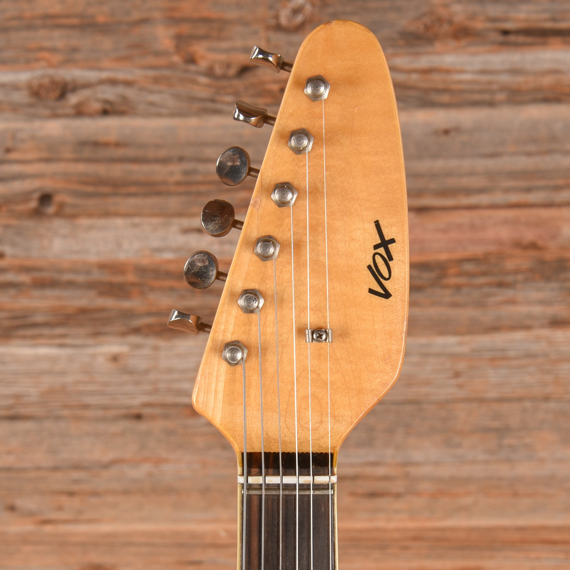 Vox Mark VI Cherry 1967 Electric Guitars / Semi-Hollow