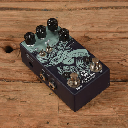 Walrus Julianna Deluxe Chorus / Vibrato Effects and Pedals / Chorus and Vibrato