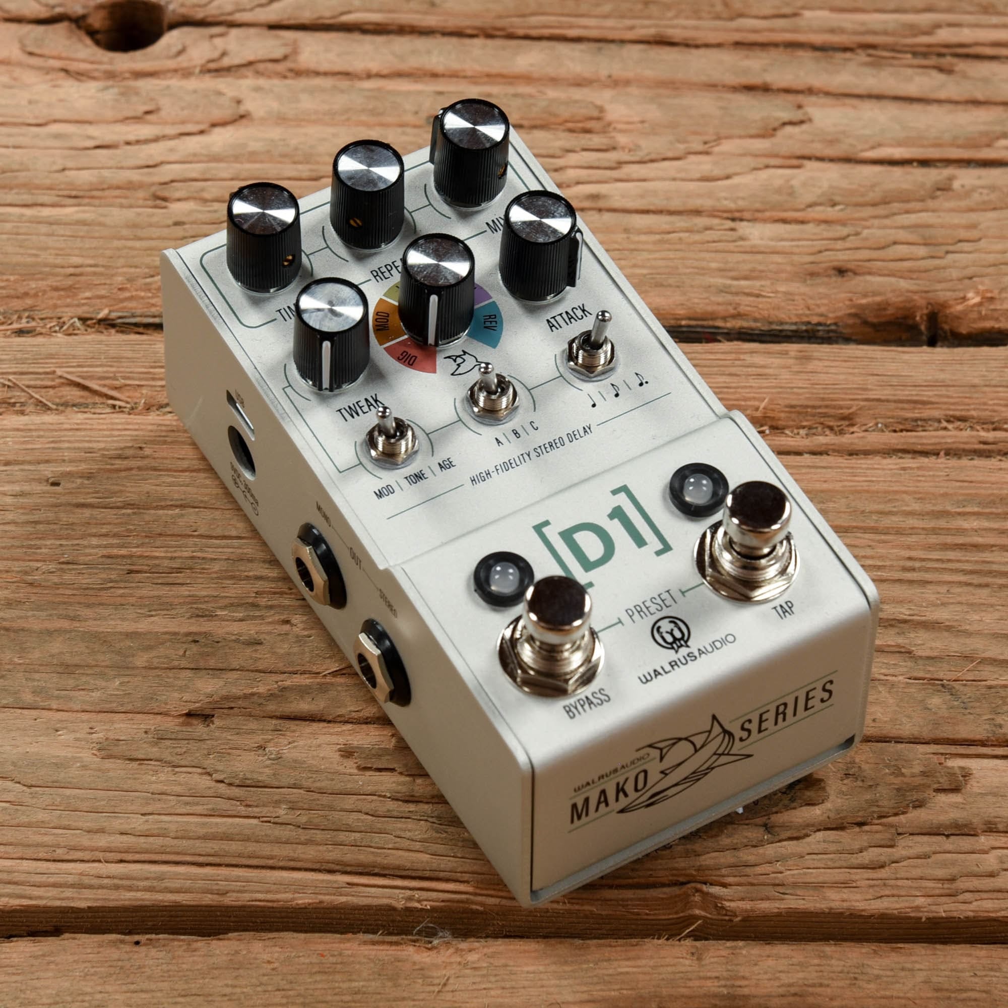 Walrus Mako D1 High-Fidelity Stereo Delay – Chicago Music Exchange