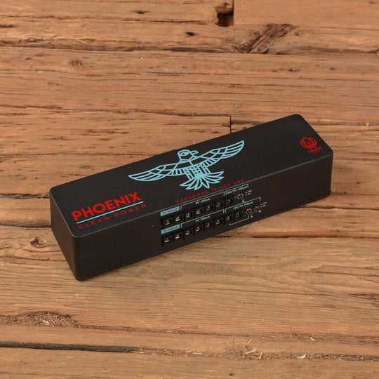Walrus Phoenix Effects and Pedals / Pedalboards and Power Supplies