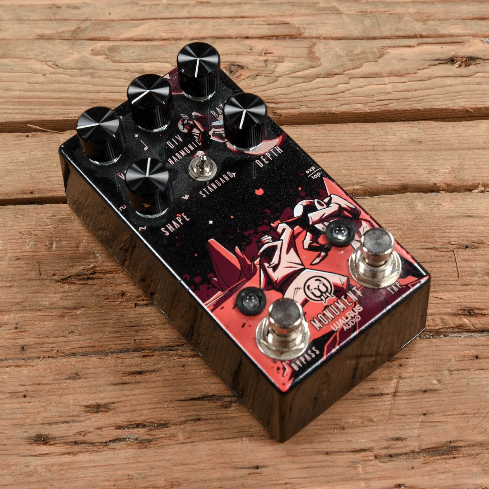 Walrus Monument Effects and Pedals / Tremolo