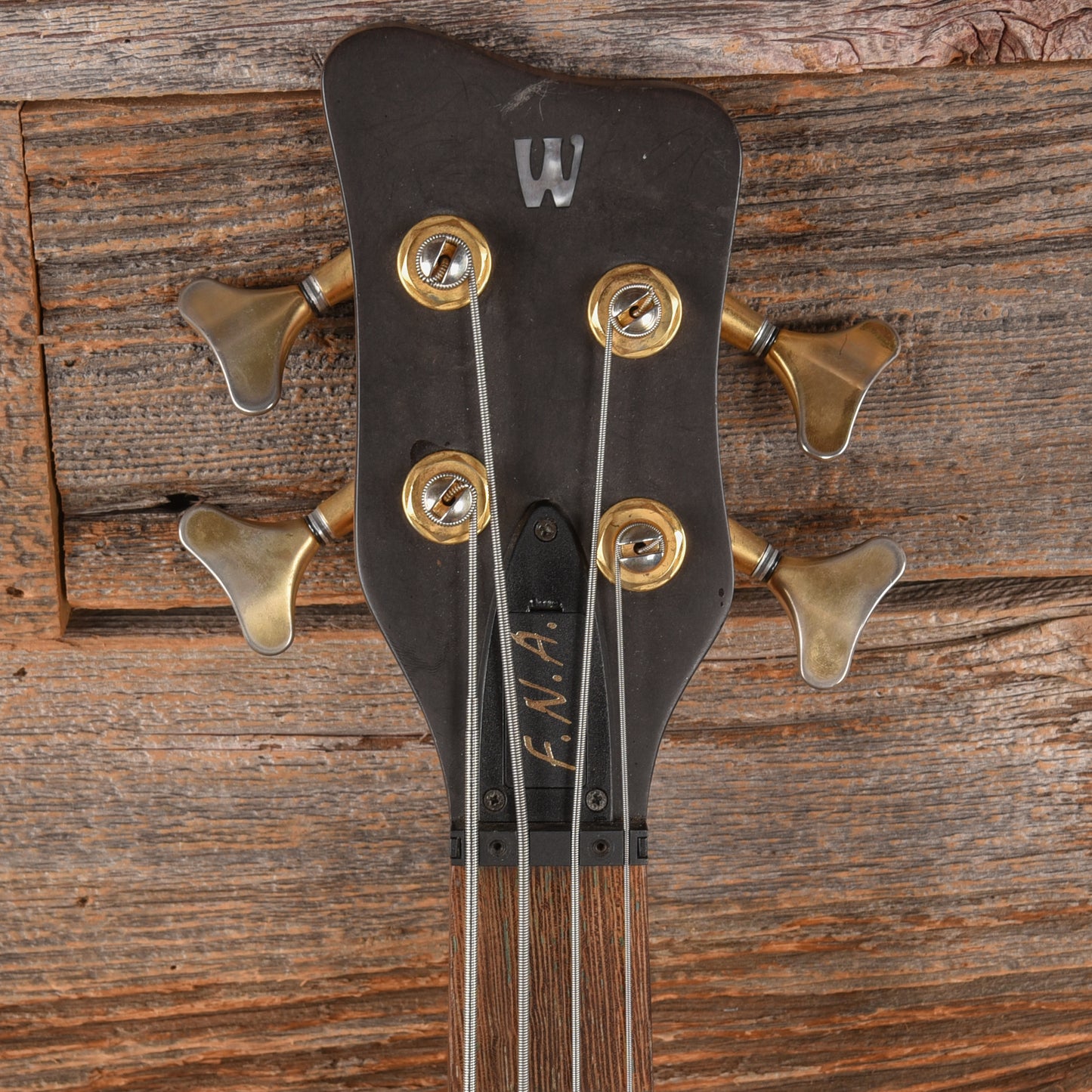 Warwick FNA 4 Honey Satin 1998 Bass Guitars / 4-String
