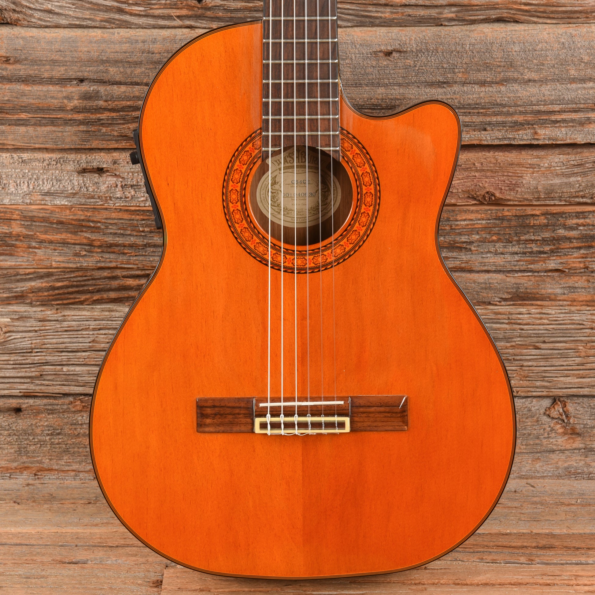 Washburn C64CE Natural Acoustic Guitars / Classical