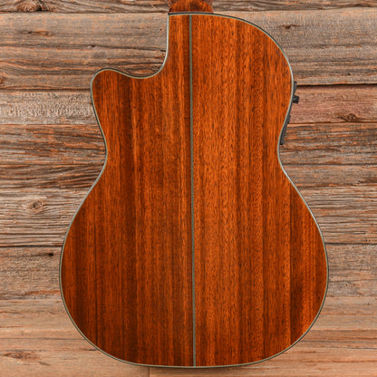 Washburn C64CE Natural Acoustic Guitars / Classical