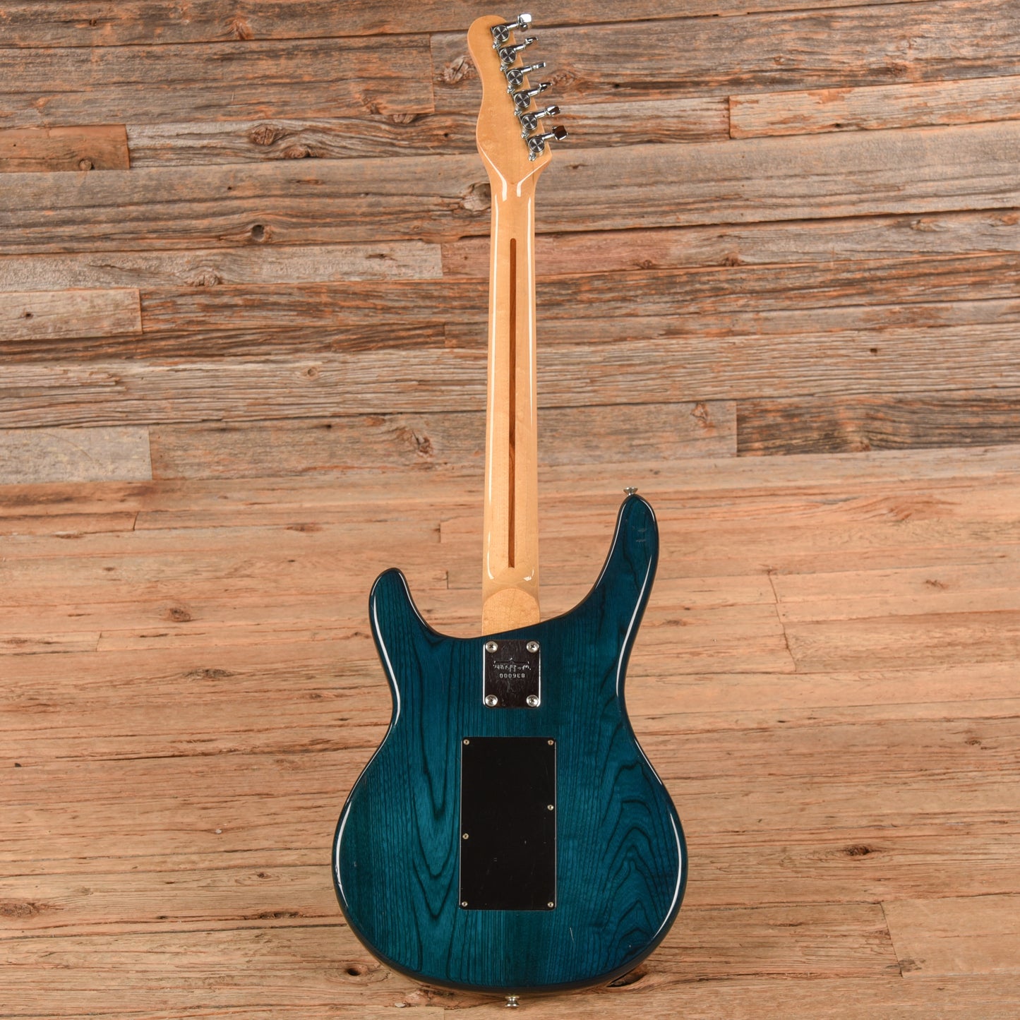 Washburn Force 6 Electric Guitars / Solid Body
