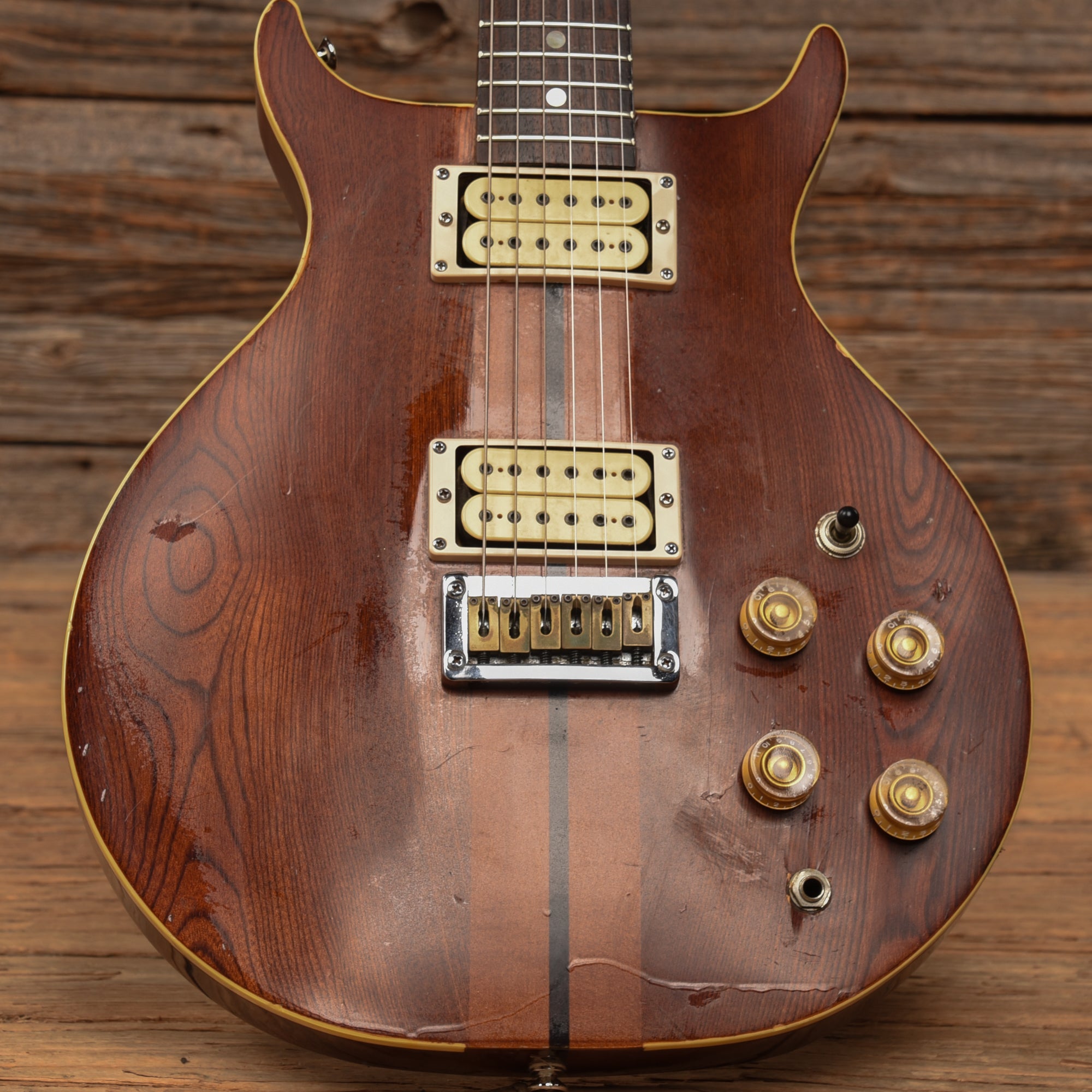Washburn Hawk Natural 1979 Electric Guitars / Solid Body