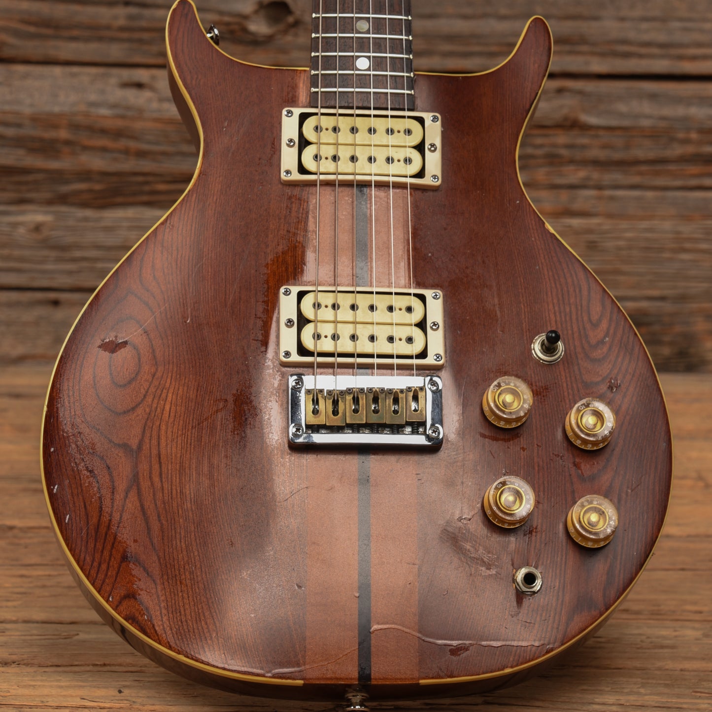 Washburn Hawk Natural 1979 Electric Guitars / Solid Body