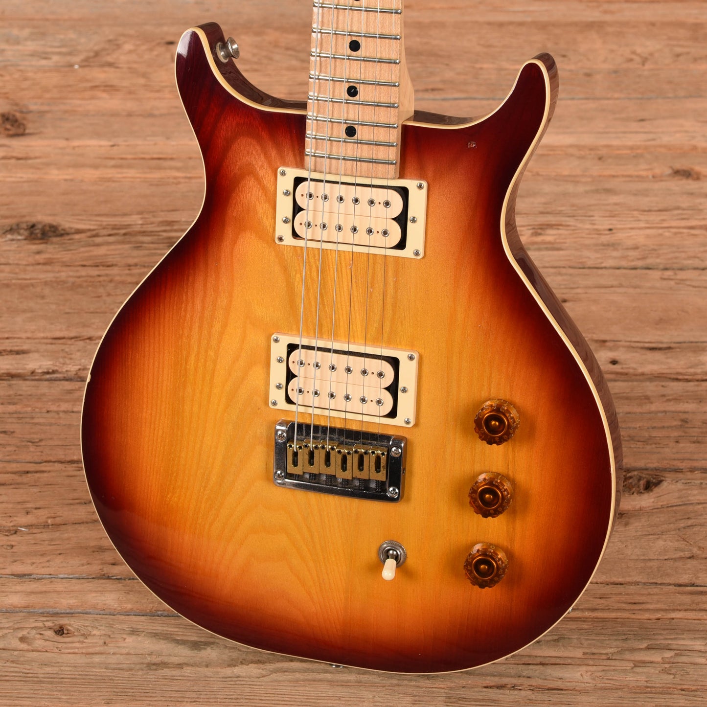 Washburn SB-8 Sunburst Electric Guitars