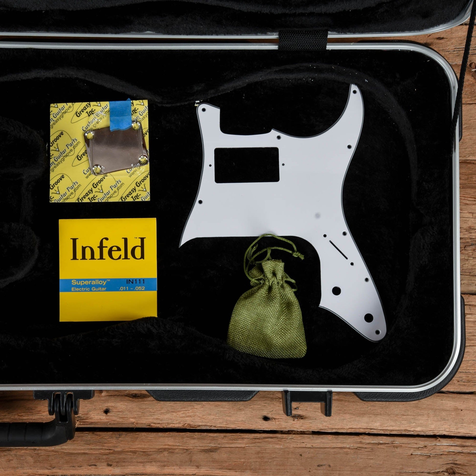 Waterslide Coodercaster Ice Blue Metallic 2022 Electric Guitars / Solid Body