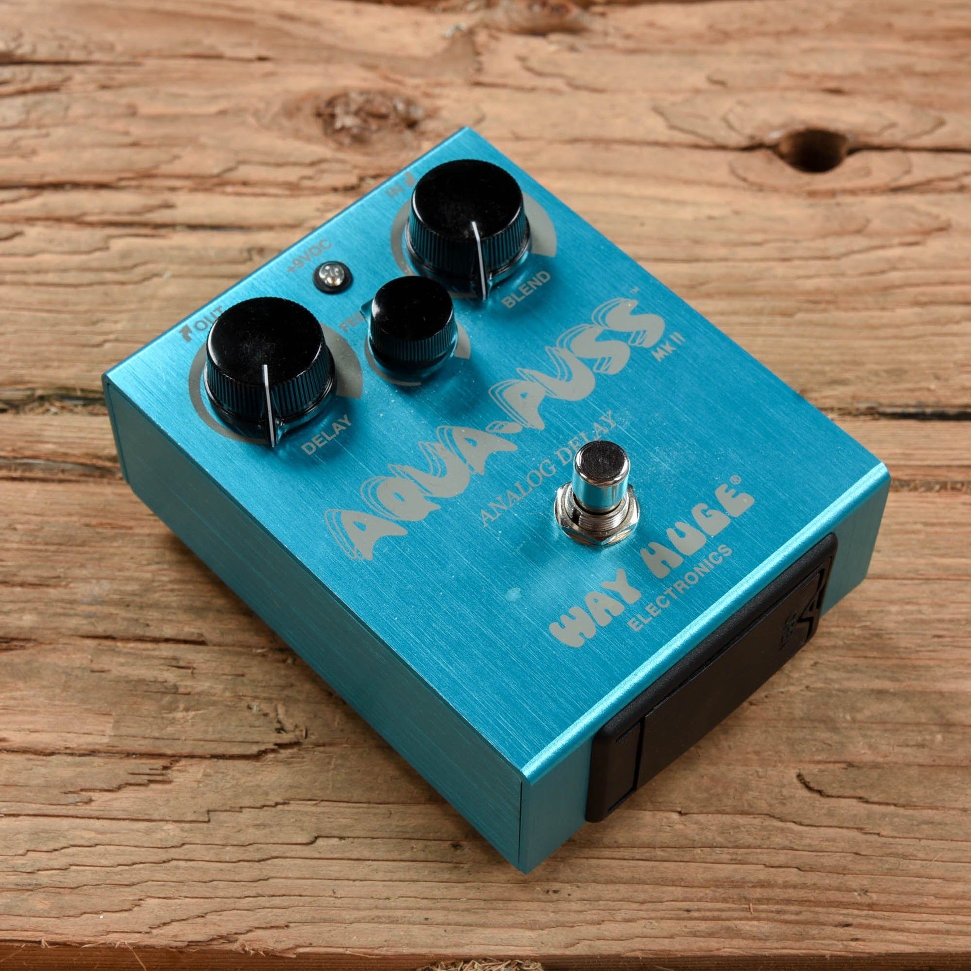 aqua puss pedal Way Huge Aqua Puss