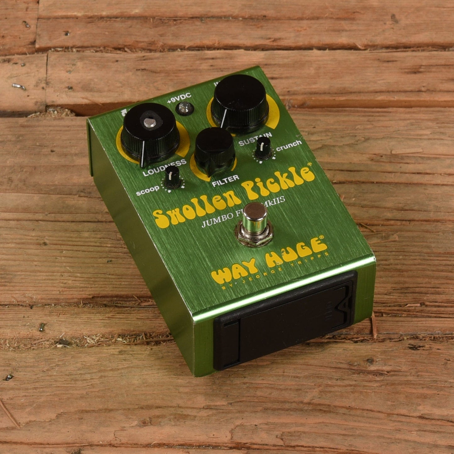Way Huge WHE401s Swollen Pickle MkIIs Jumbo Fuzz Effects and Pedals / Fuzz