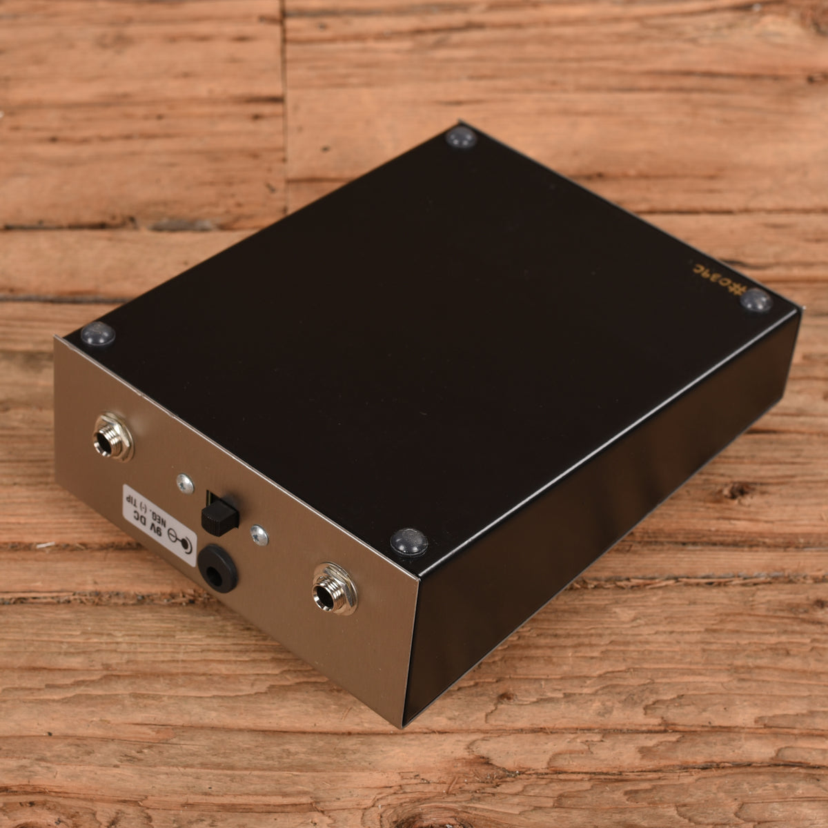 Wren and Cuff Caprid Effect Pedals