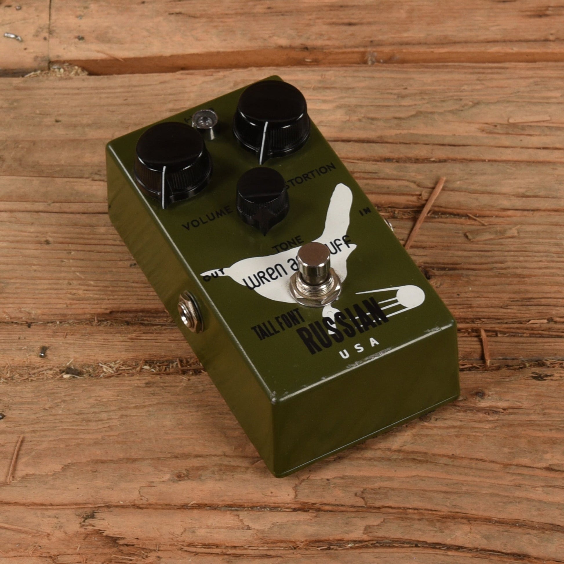 Wren and Cuff Tall Font Russian Fuzz Effects and Pedals / Fuzz