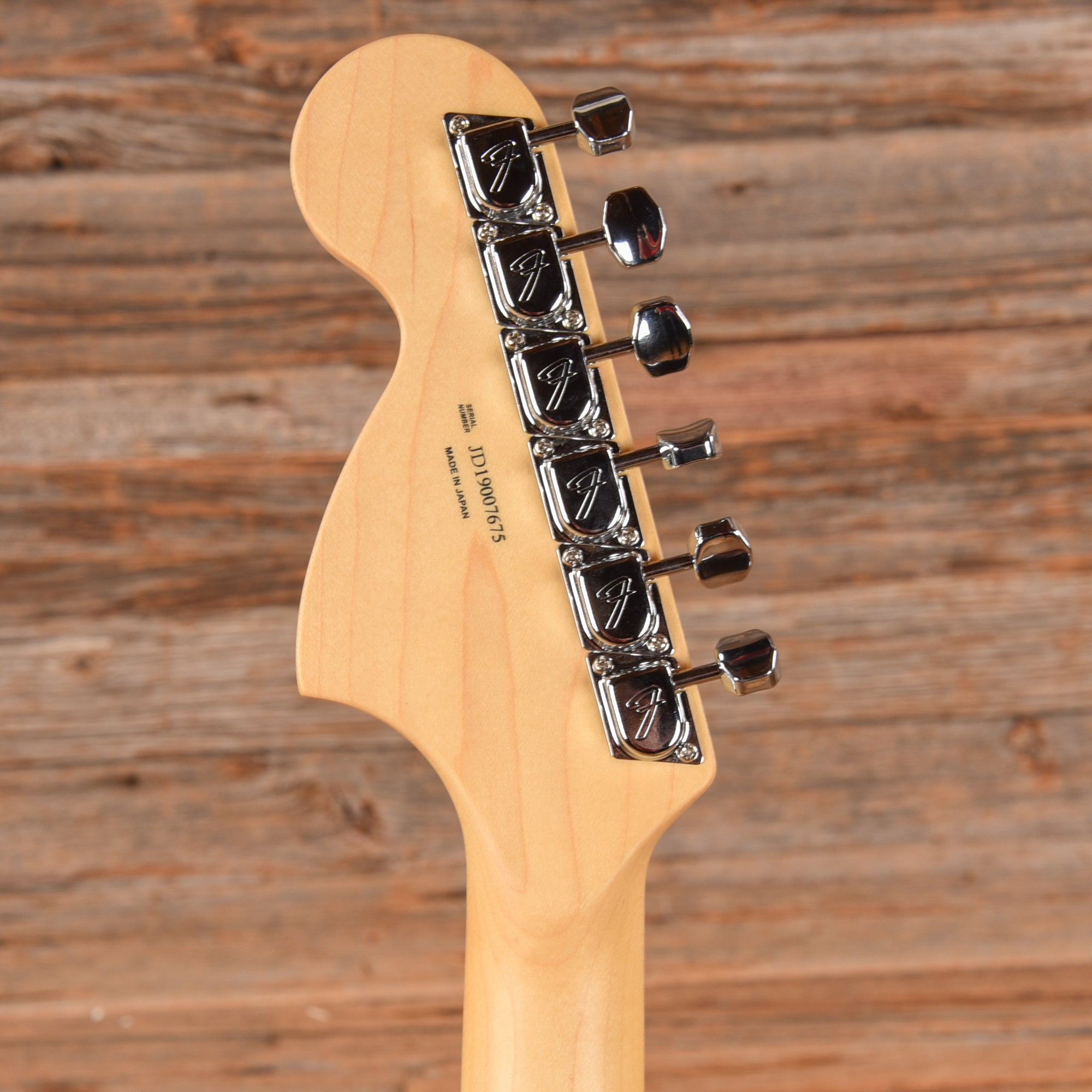 Fender MIJ Hybrid '68 Stratocaster Charcoal Frost Metallic 2019