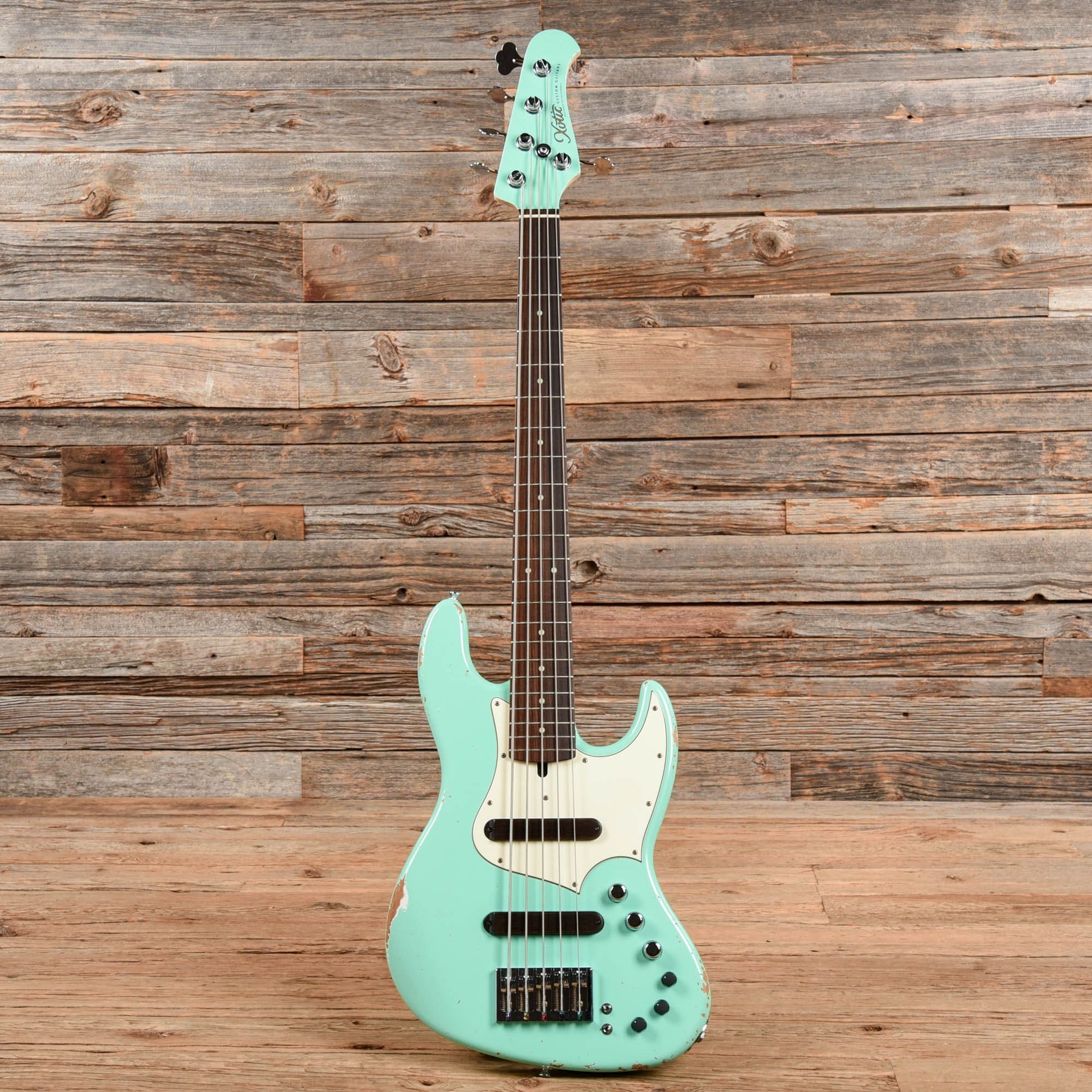 Xotic XJ-1T Surf Green Relic Bass Guitars / 5-String or More
