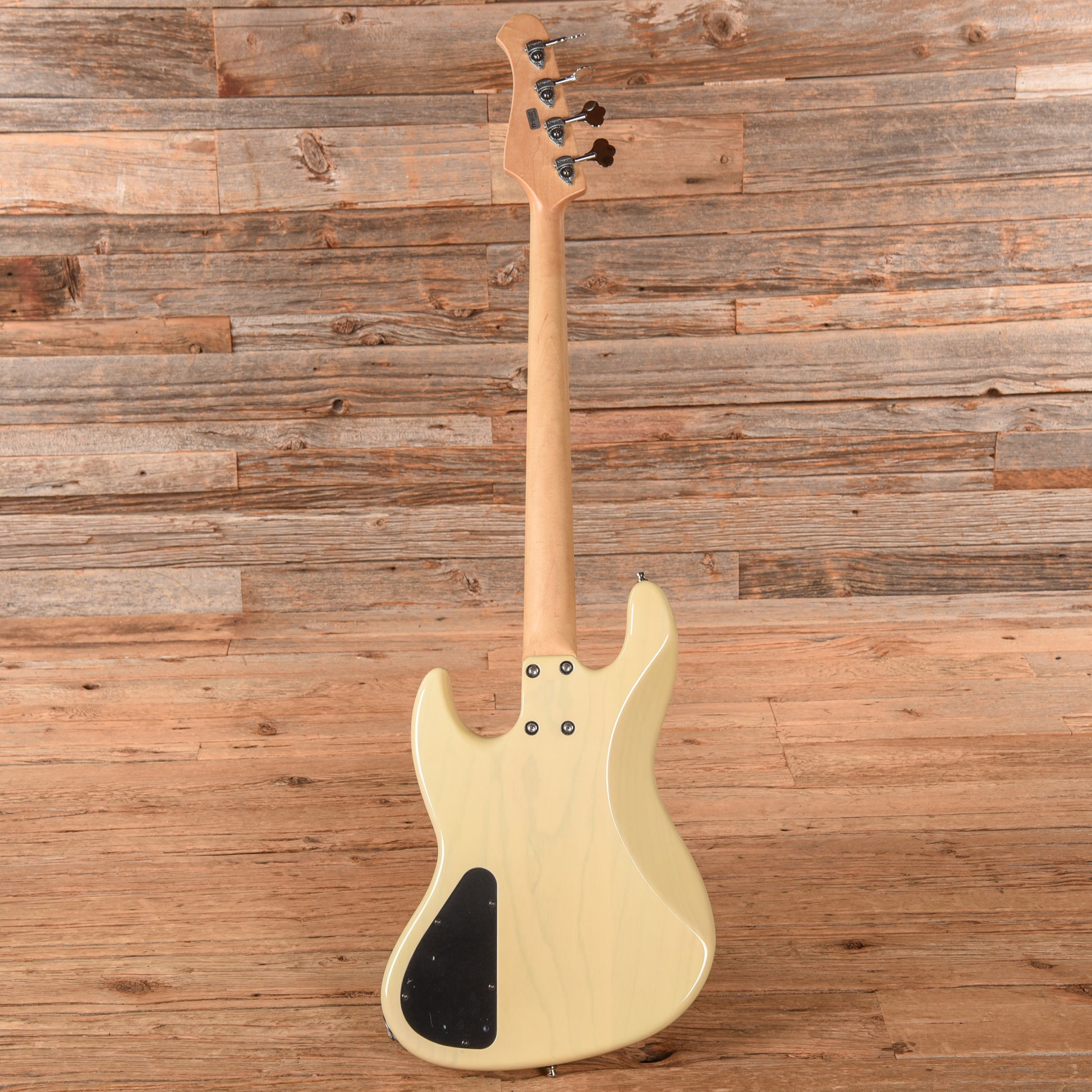Xotic XJ-1T White 2015 Bass Guitars
