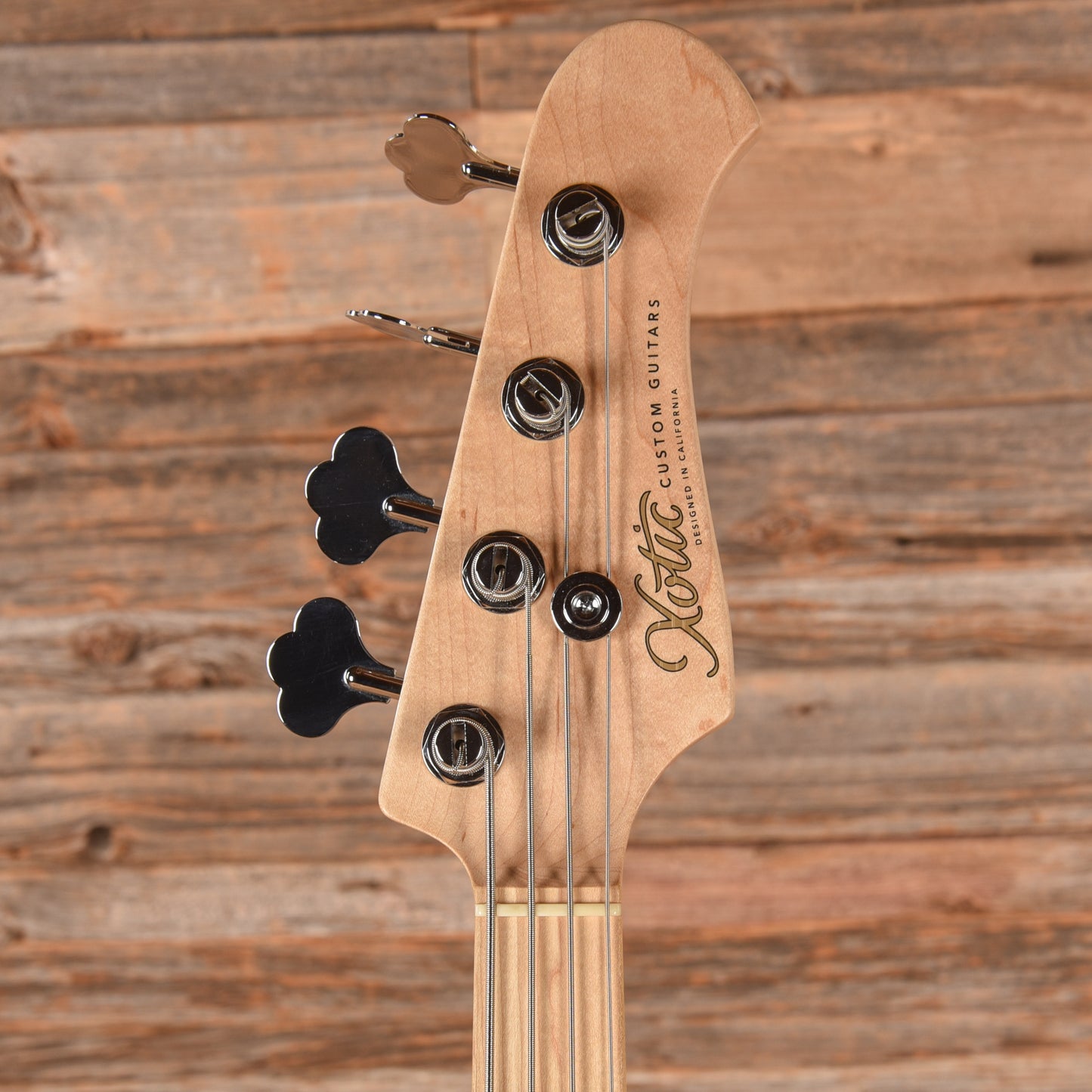 Xotic XJ-1T White 2015 Bass Guitars