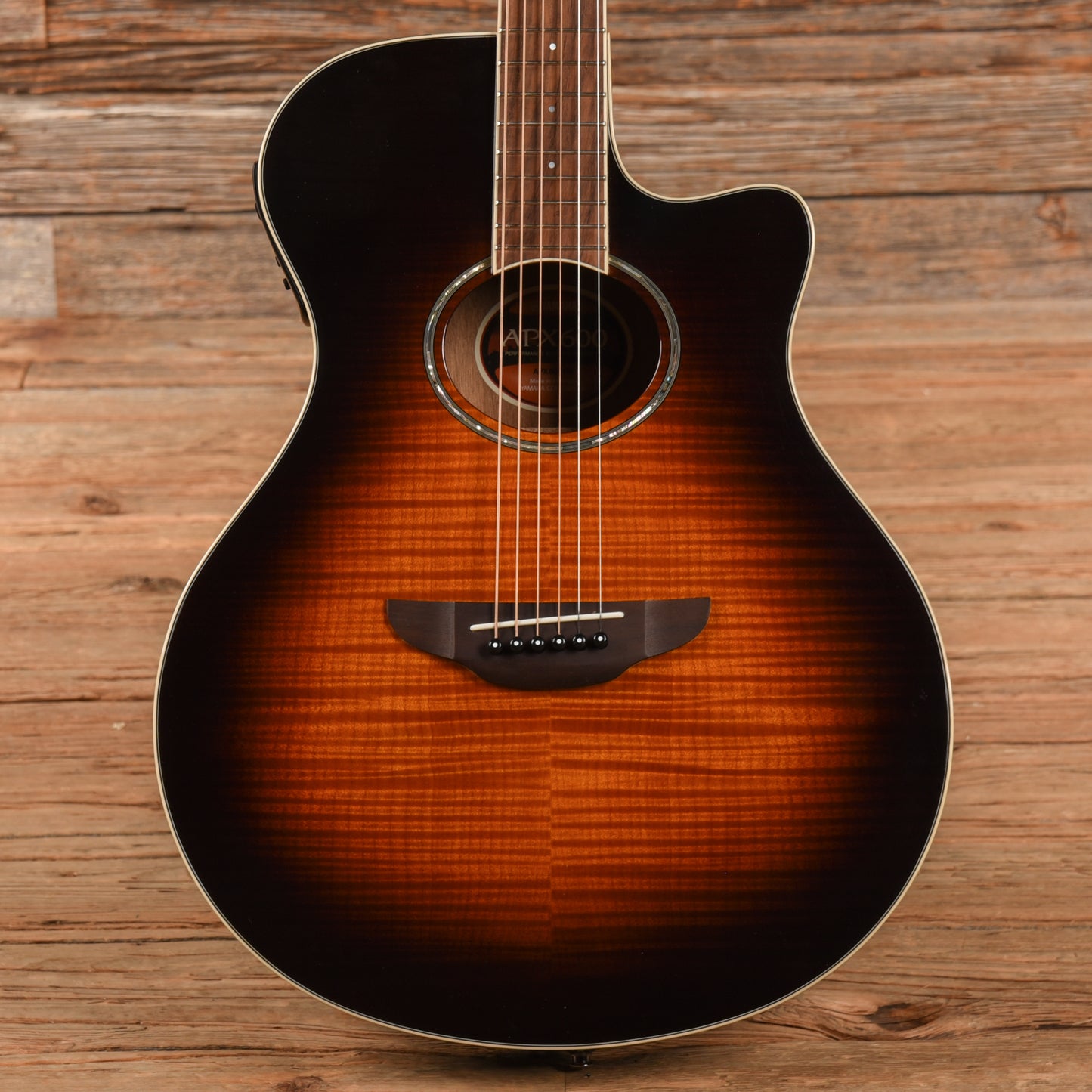 Yamaha APX600FM Sunburst 2019 Acoustic Guitars / Built-in Electronics