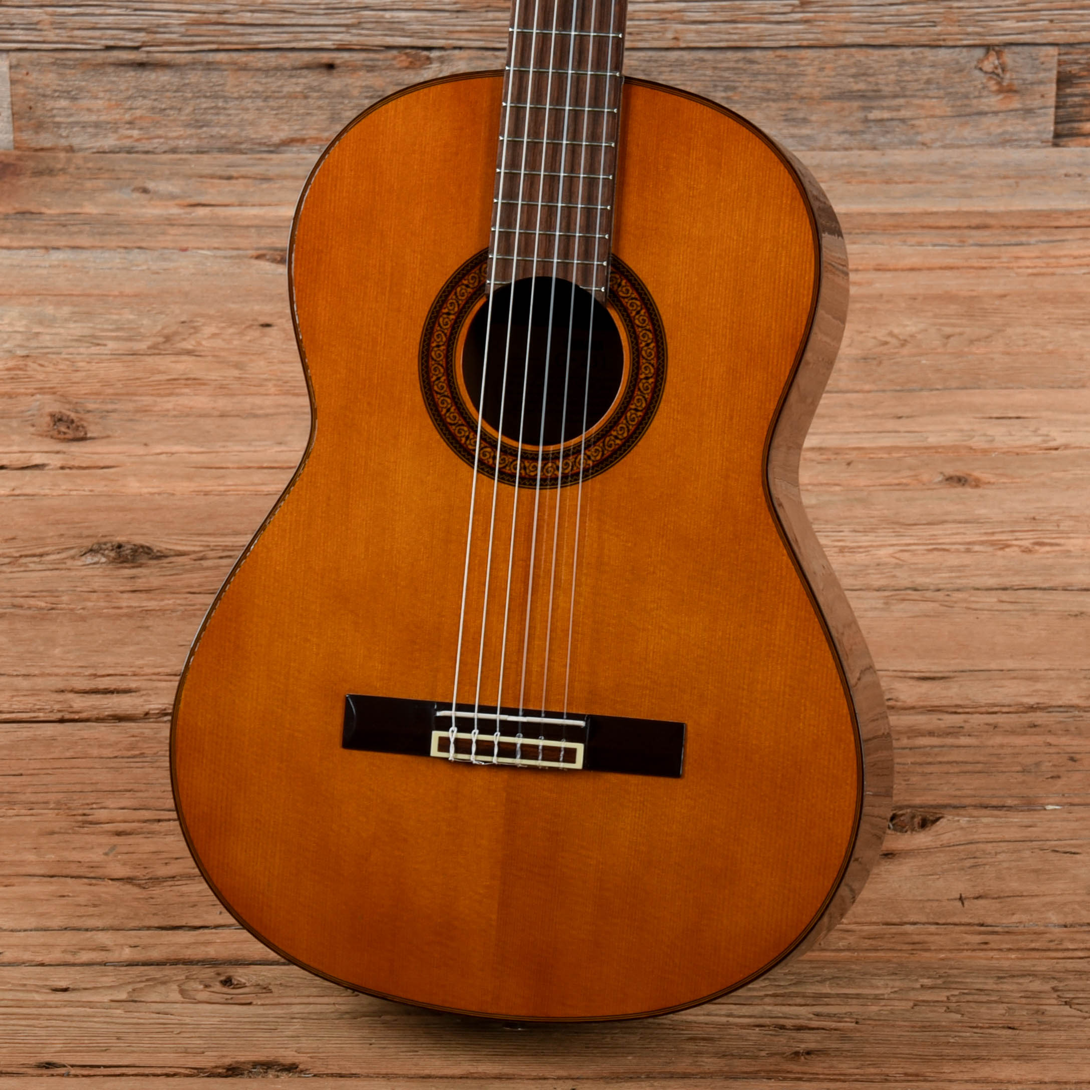 Yamaha G-231 Natural Acoustic Guitars / Classical
