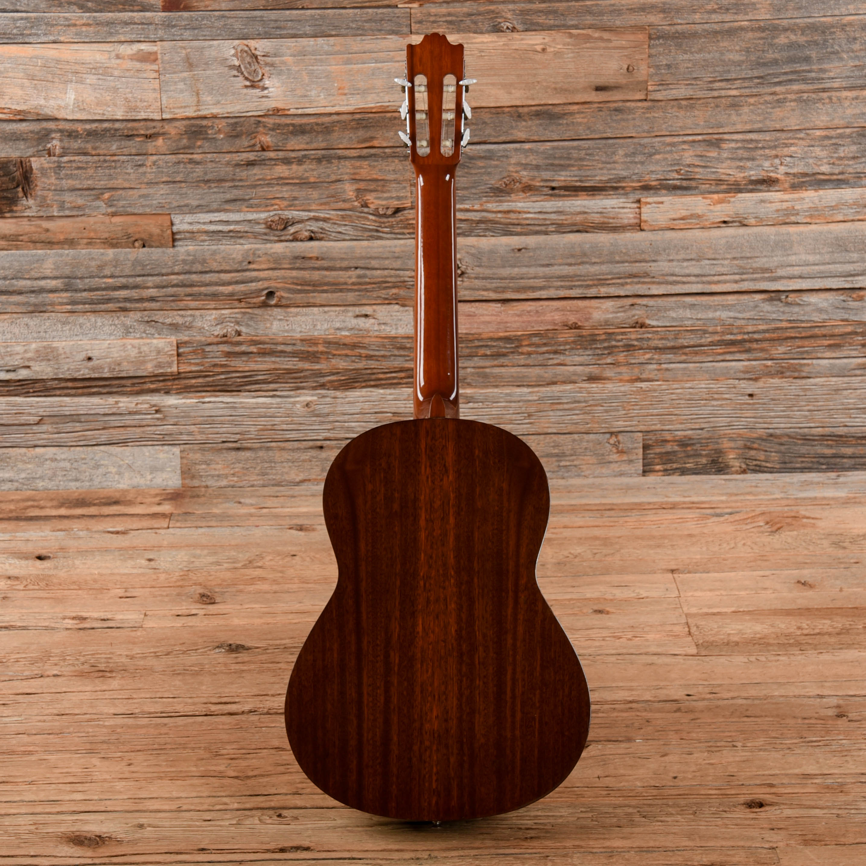 Yamaha G-231 Natural Acoustic Guitars / Classical