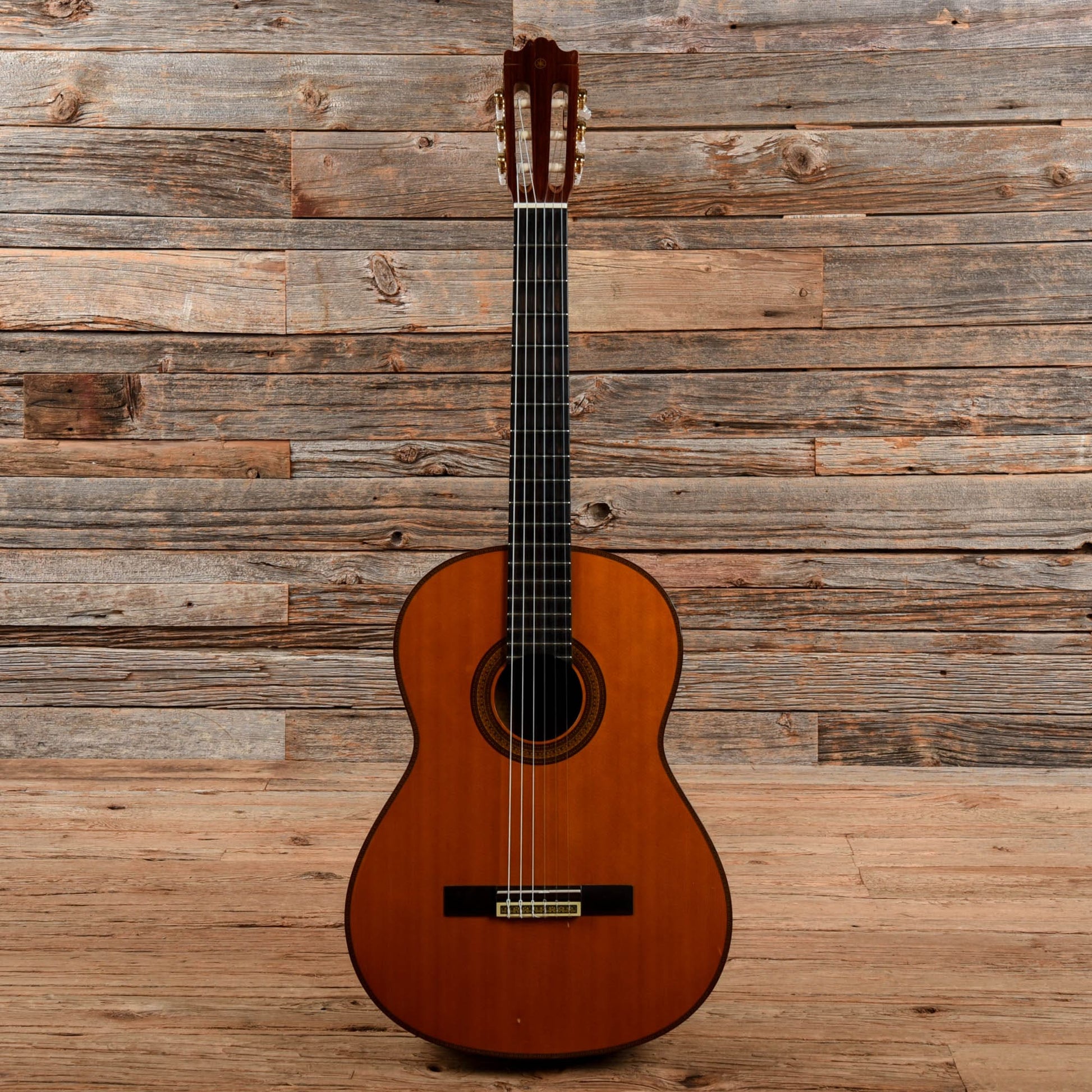 Yamaha G255-S Classical Natural Acoustic Guitars / Classical