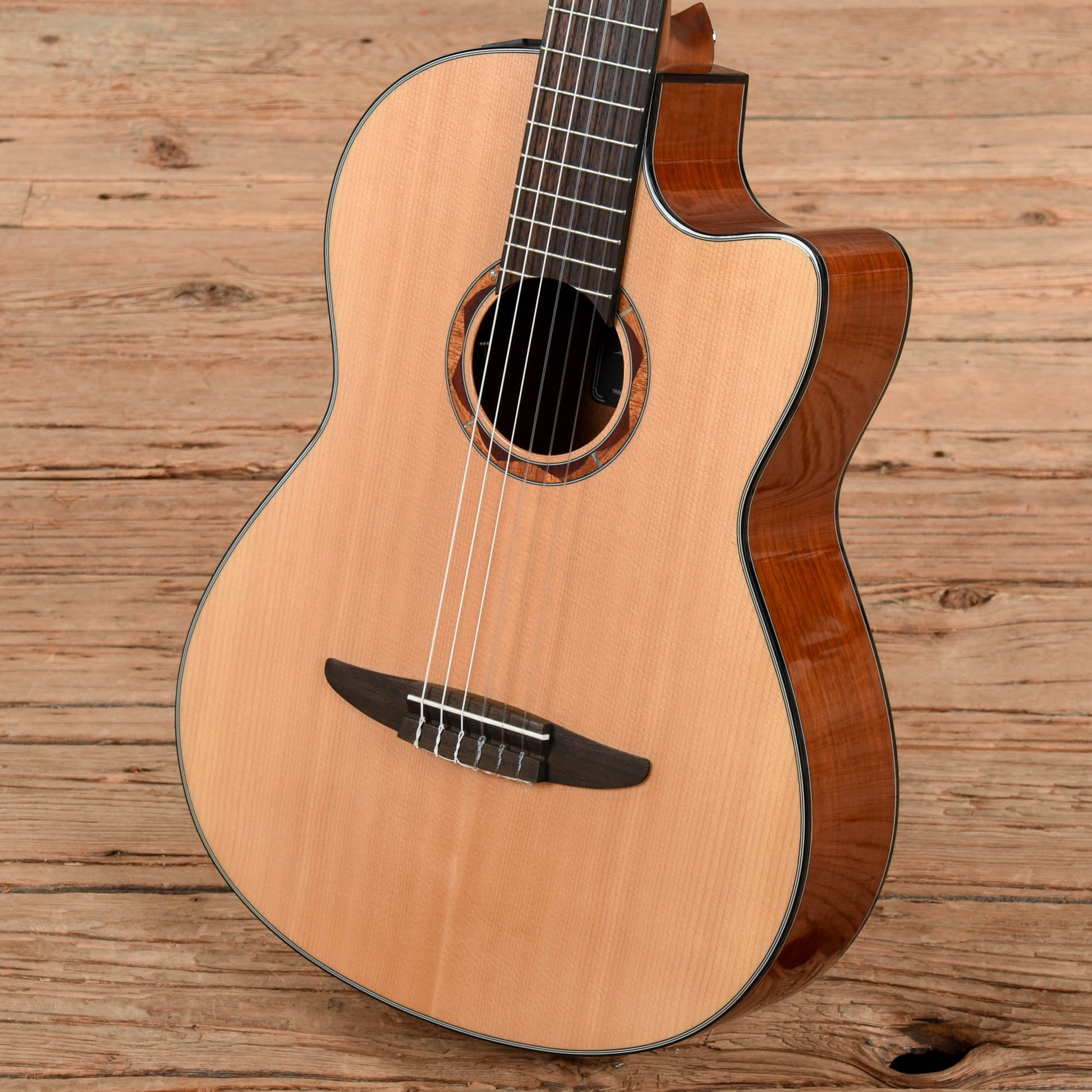 Yamaha NCX700 Acoustic/Electric Classical Guitar Natural Acoustic Guitars / Classical