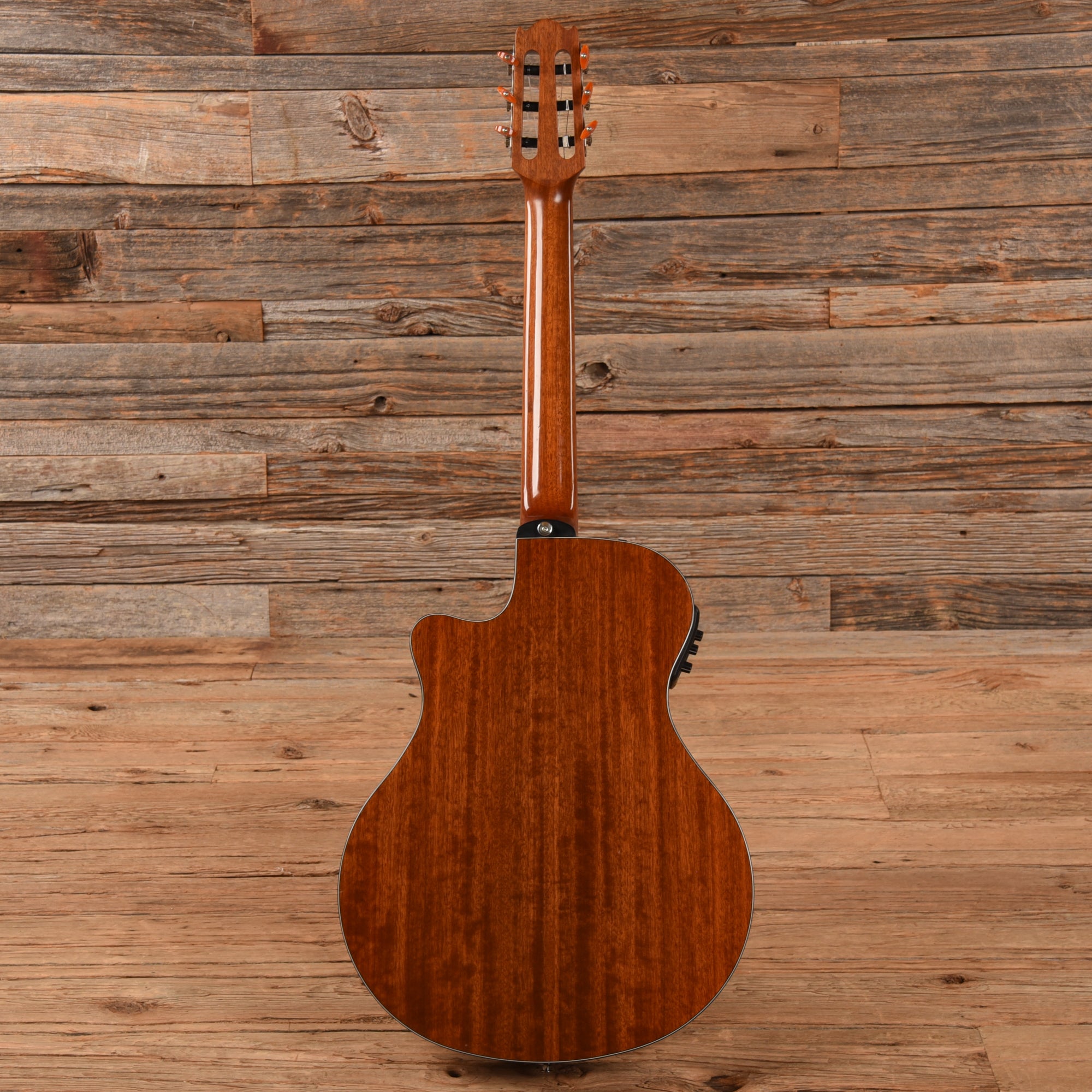 Yamaha NTX700 Natural Acoustic Guitars / Classical