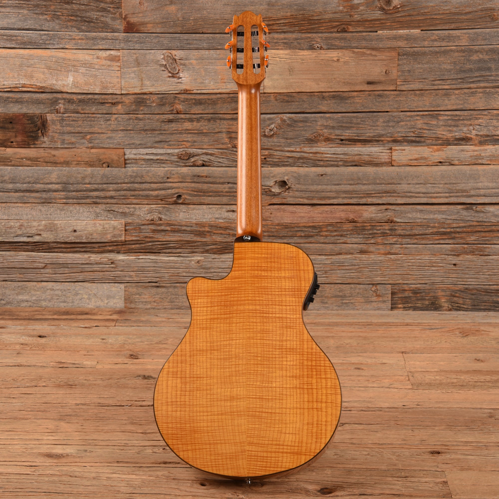 Yamaha NTX900FM Natural – Chicago Music Exchange