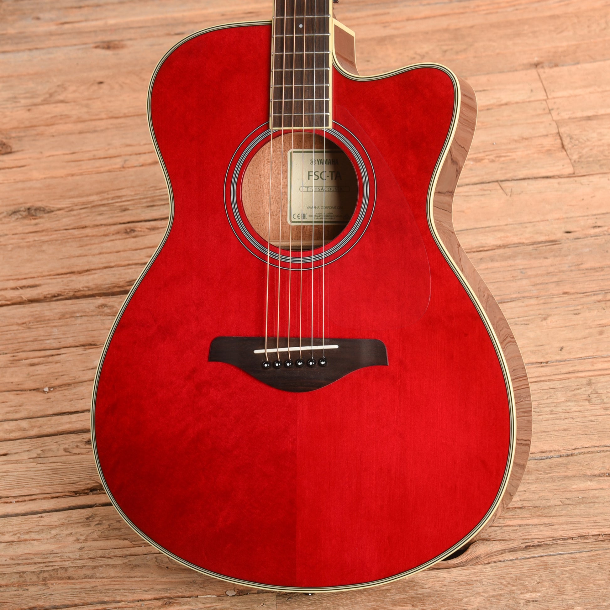 Yamaha FSC-TA TransAcoustic Concert Ruby Red 2017 Acoustic Guitars / Concert