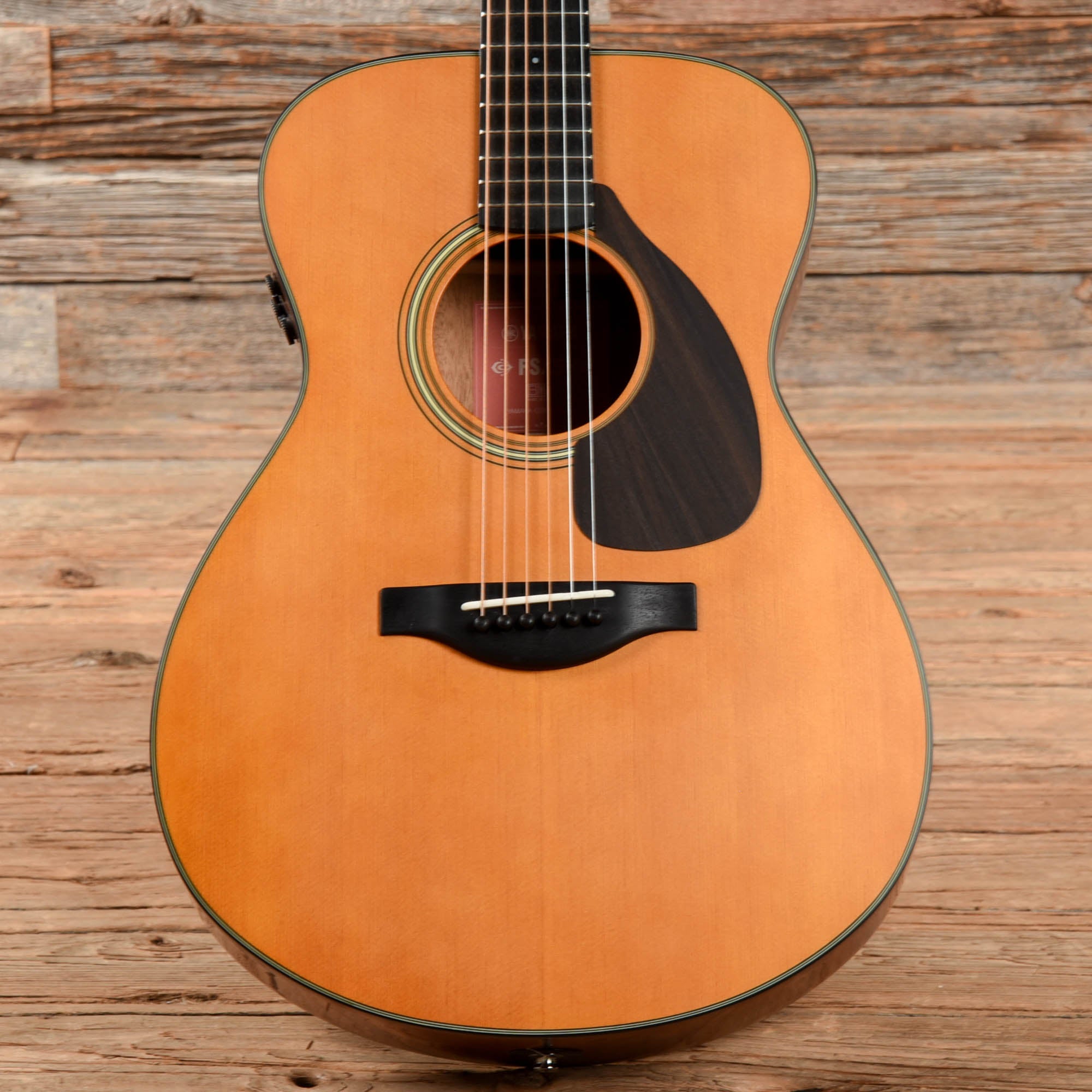 Yamaha FSX5 Red Label Concert Natural Acoustic Guitars / Concert