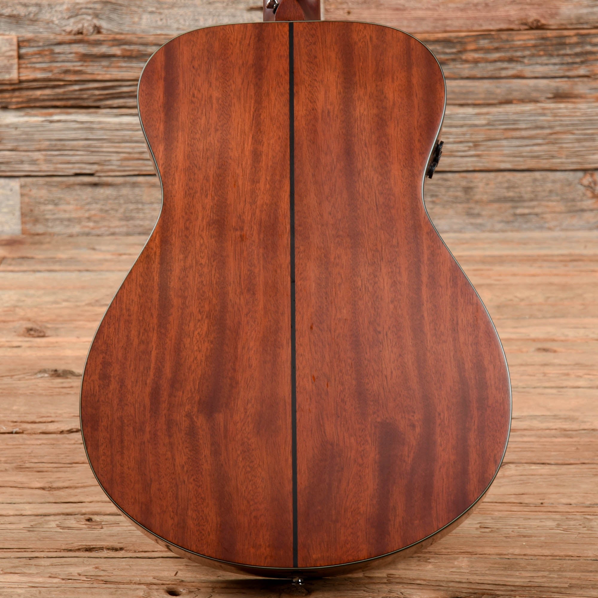 Yamaha FSX5 Red Label Concert Natural Acoustic Guitars / Concert