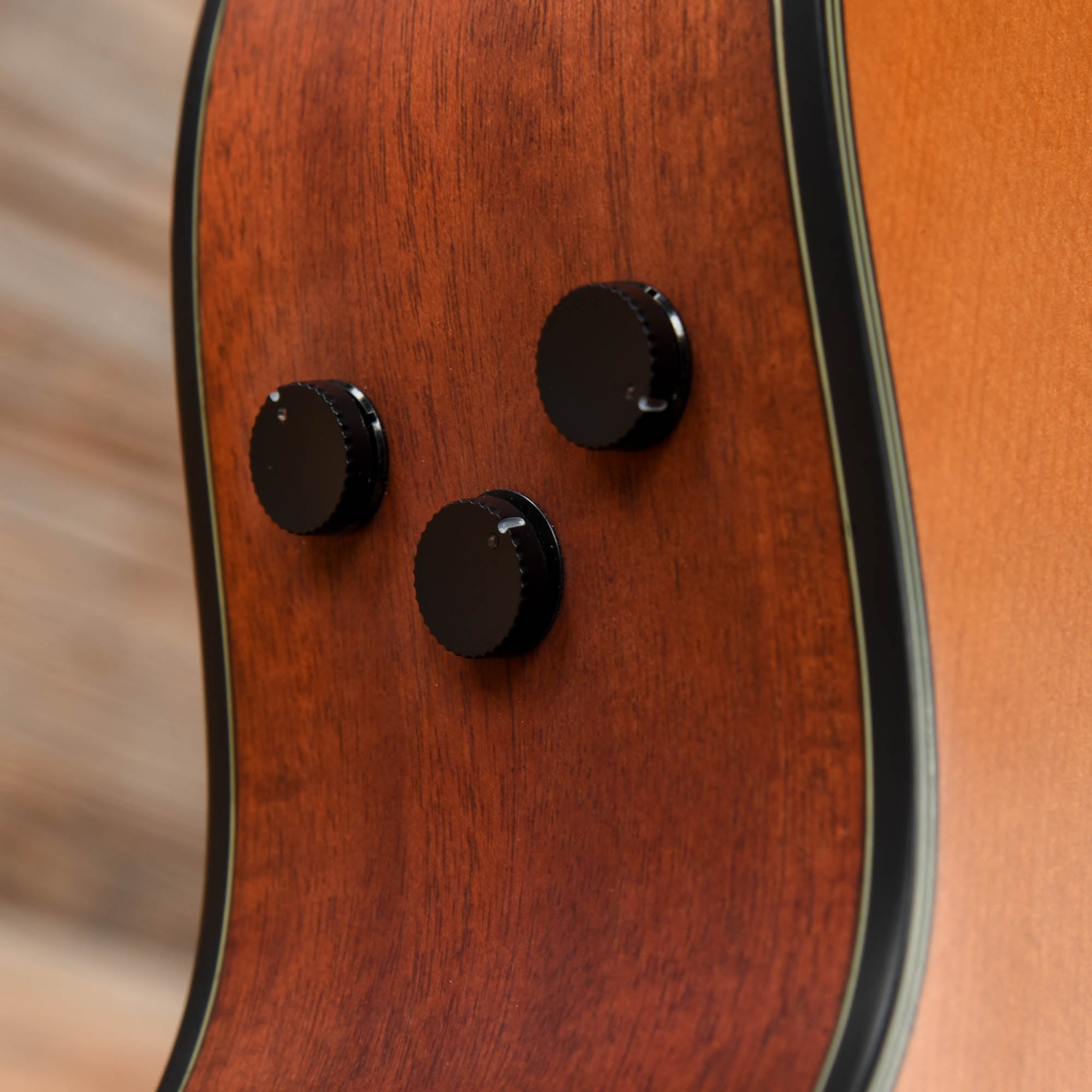 Yamaha FSX5 Red Label Concert Natural Acoustic Guitars / Concert