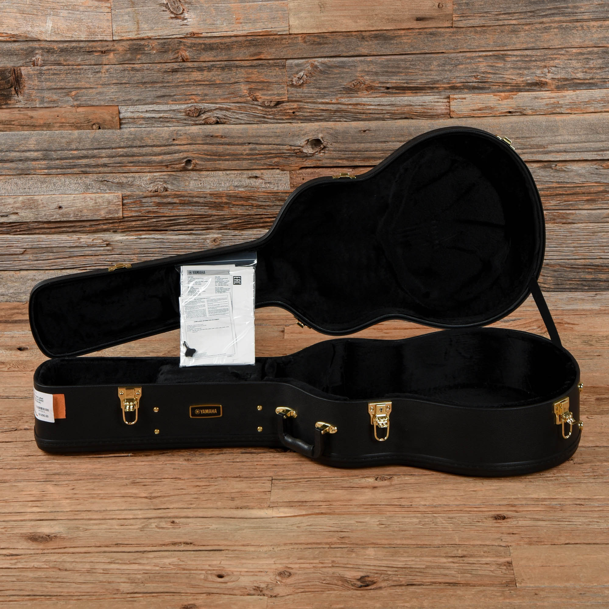 Yamaha FSX5 Red Label Concert Natural Acoustic Guitars / Concert