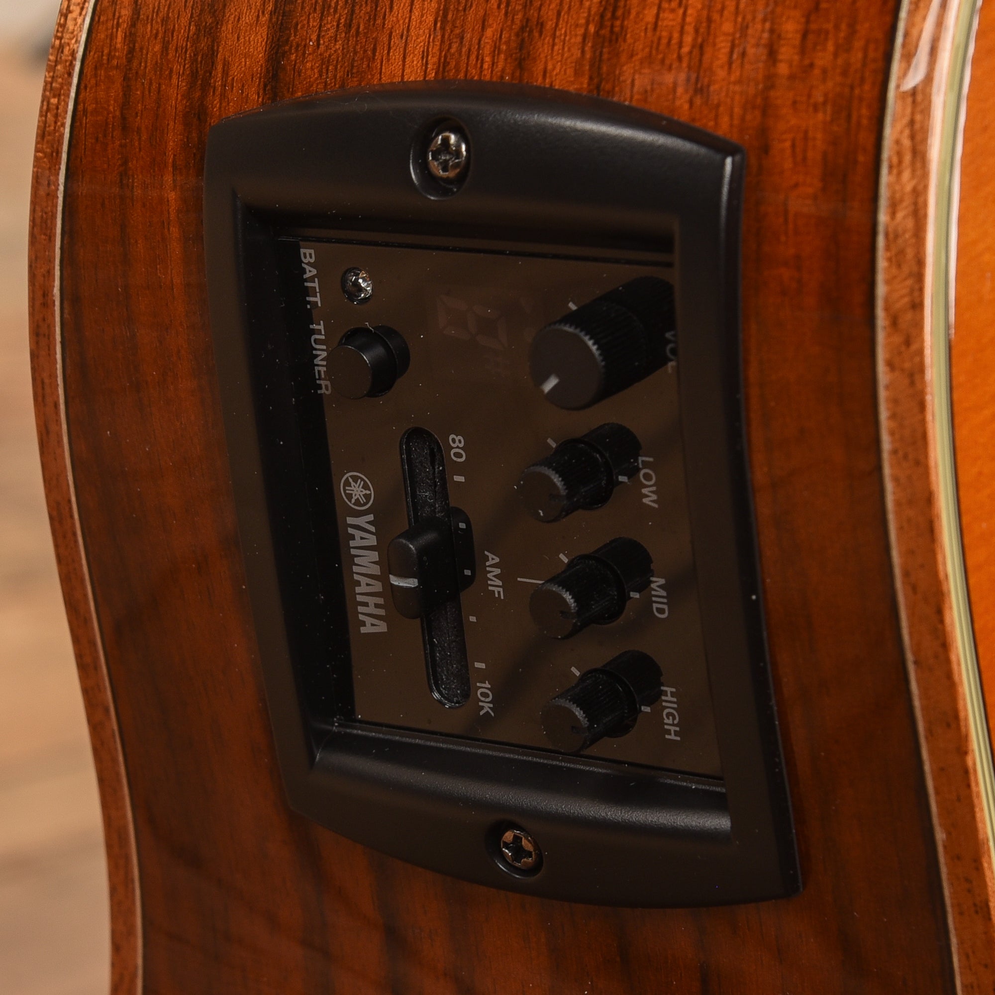 Yamaha AC1R Sunburst Acoustic Guitars / OM and Auditorium