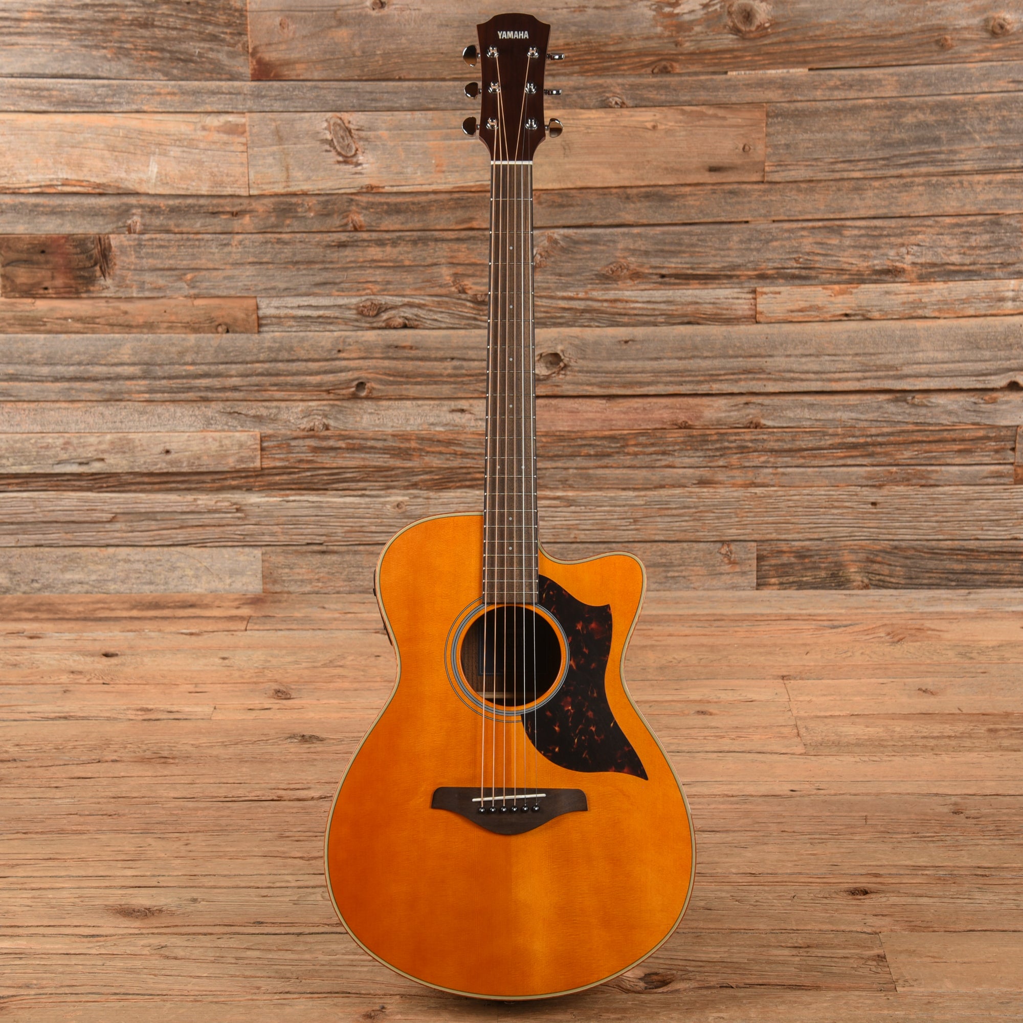 Yamaha AC1R Sunburst Acoustic Guitars / OM and Auditorium