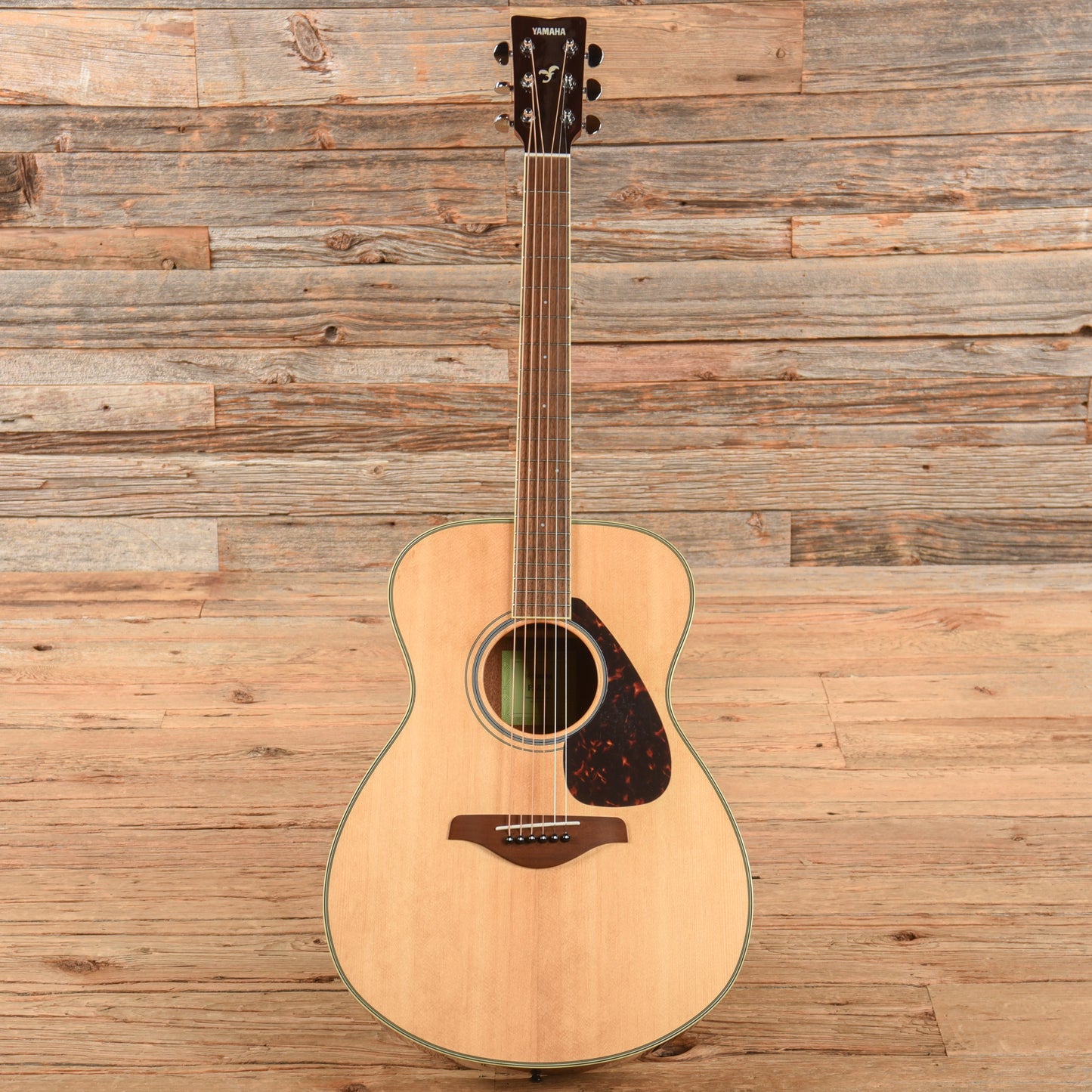 Yamaha FS820 Natural Acoustic Guitars / OM and Auditorium