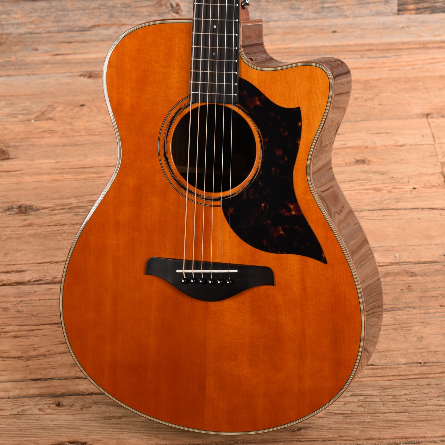 Yamaha AC3R Natural Acoustic Guitars