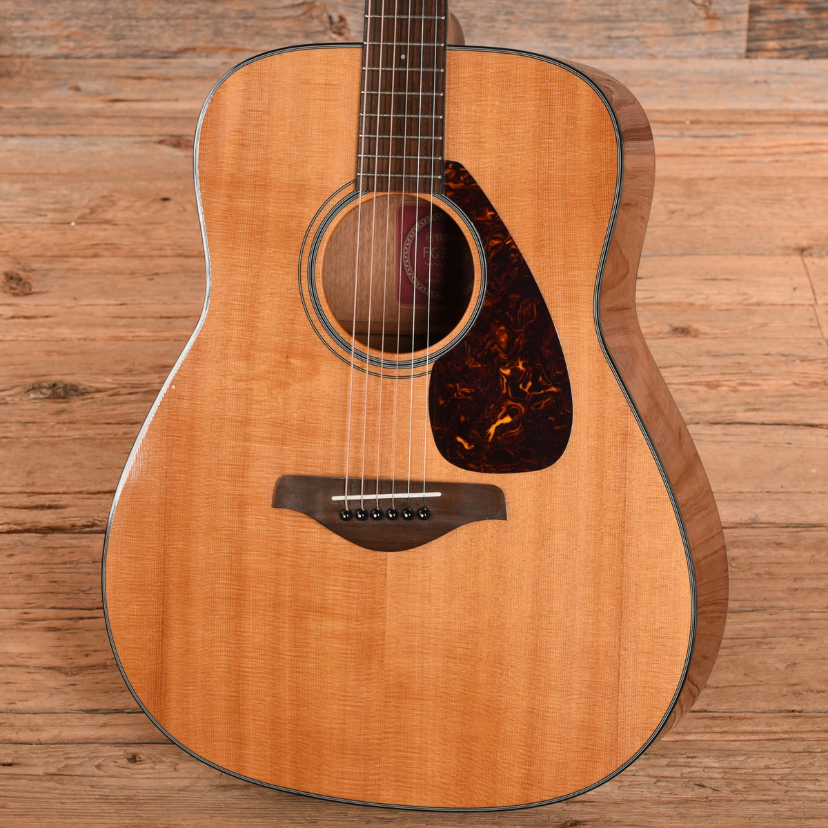 Yamaha FG700S Natural Acoustic Guitars