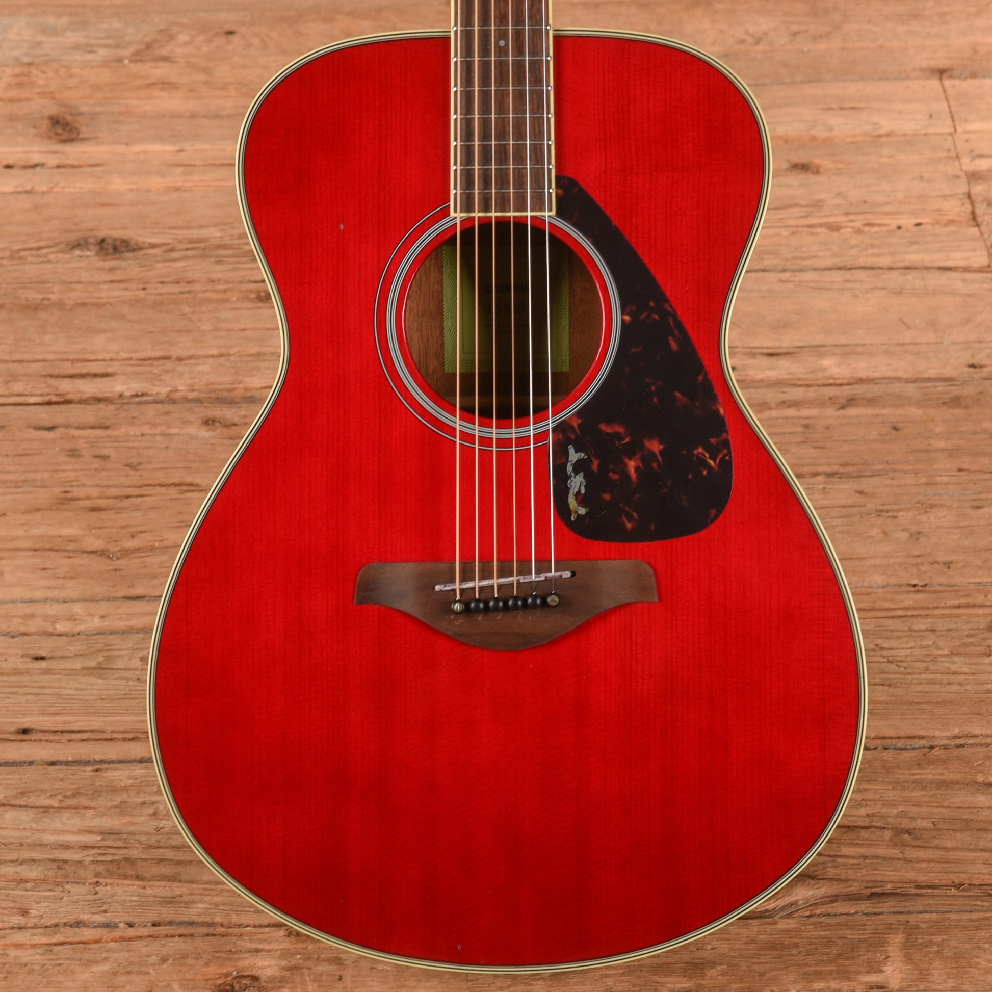 Yamaha FS820 Cherry Acoustic Guitars