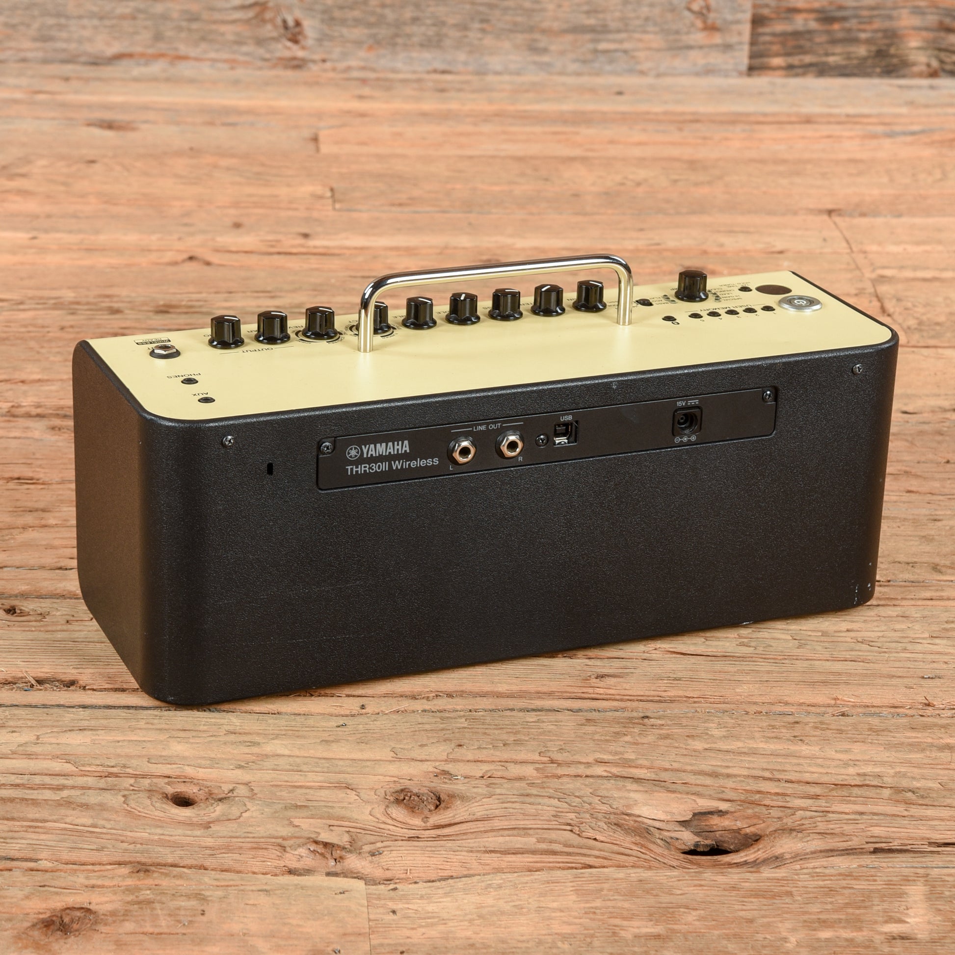 Yamaha THR30II WL 30-Watt 2x3.5" Wireless Stereo Digital Modeling Guitar Combo Amplifiers