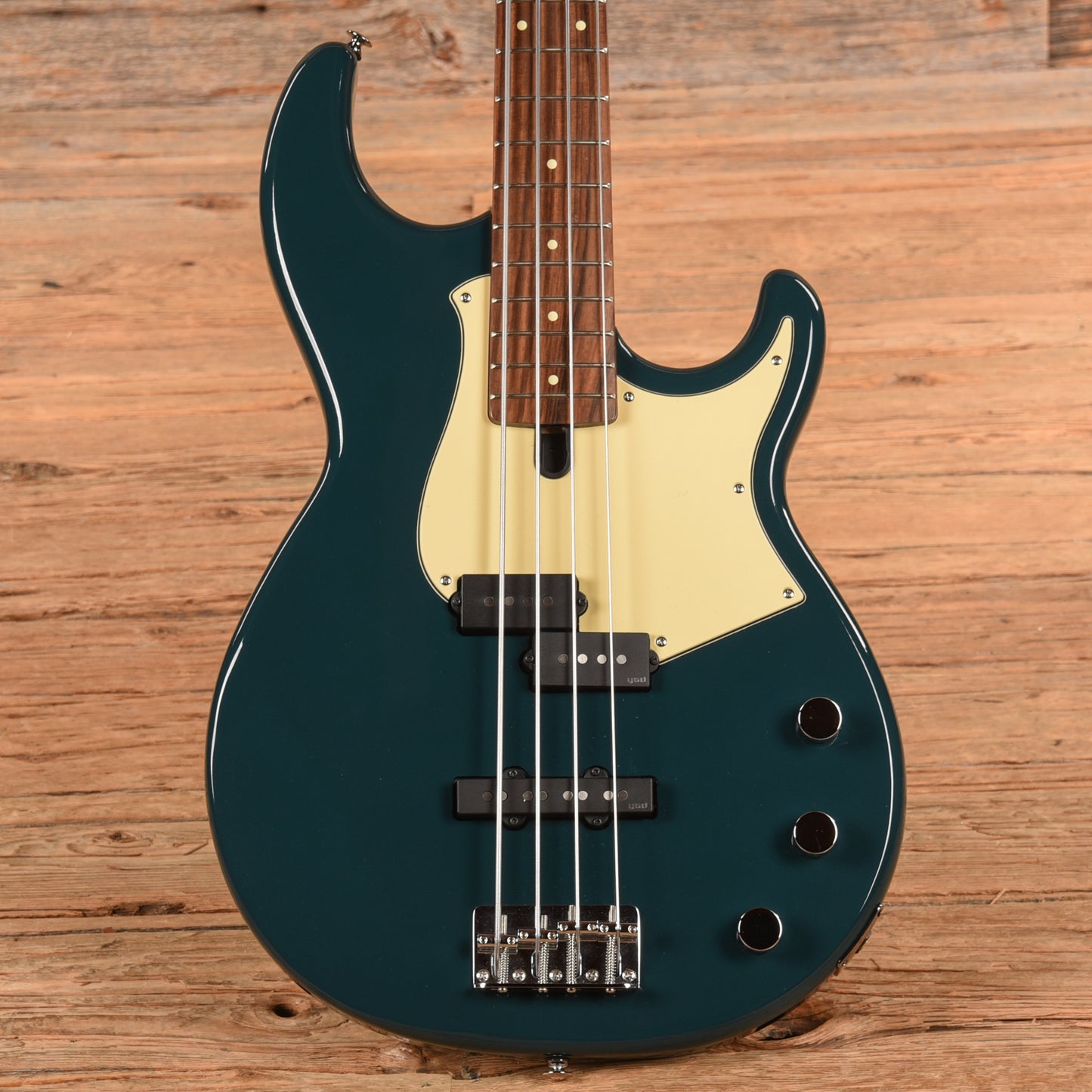 Yamaha BB434 Green Bass Guitars / 4-String