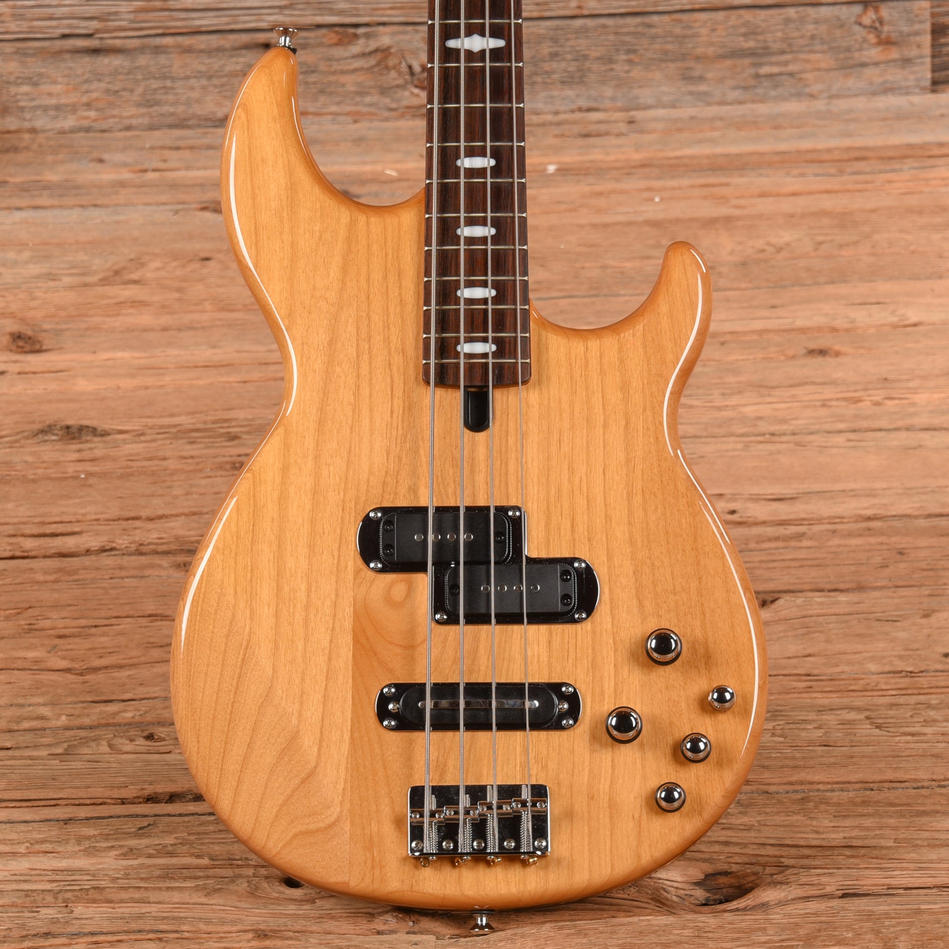 Yamaha BB614 Natural Bass Guitars / 4-String