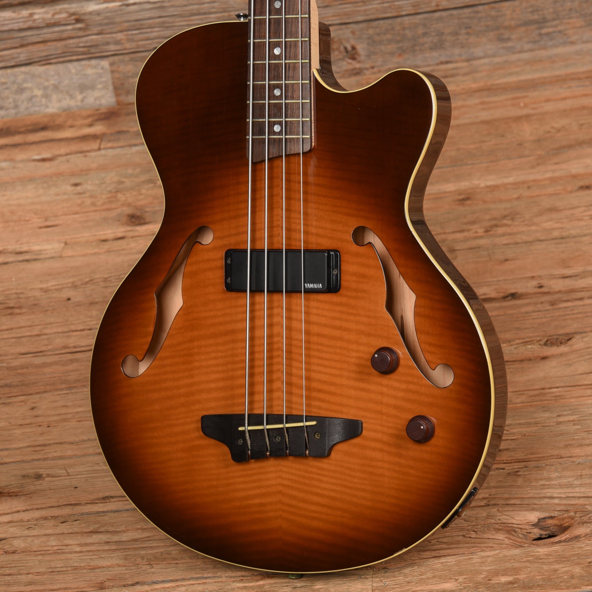 Yamaha BEX-4 Natural Bass Guitars / 4-String